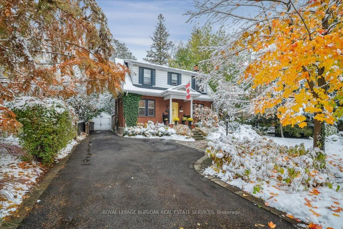 Photo 2 of 263 Hart Avenue, Burlington, Roseland — HOMEH