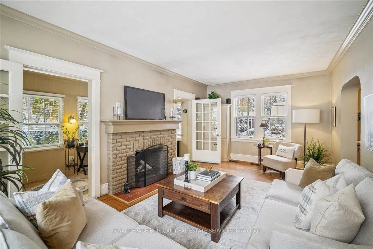 Photo 9 of 263 Hart Avenue, Burlington, Roseland — HOMEH
