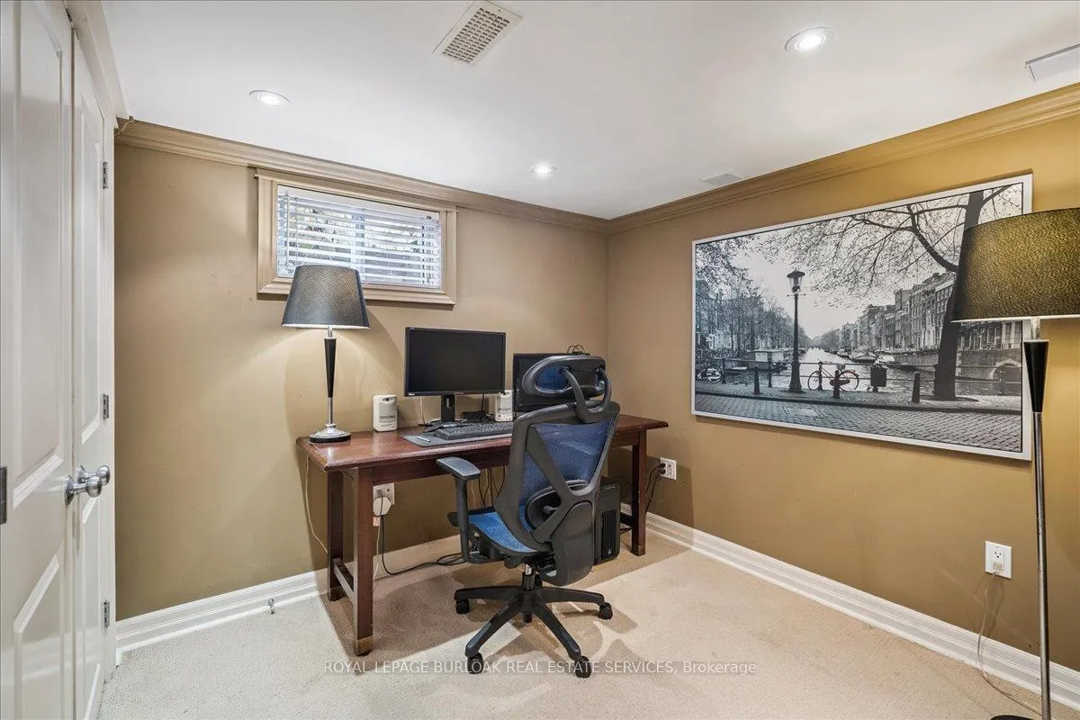 Photo 23 of 263 Hart Avenue, Burlington, Roseland — HOMEH
