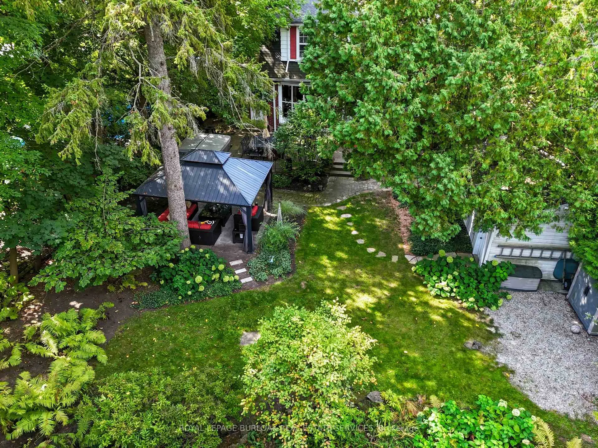 Photo 31 of 263 Hart Avenue, Burlington, Roseland — HOMEH