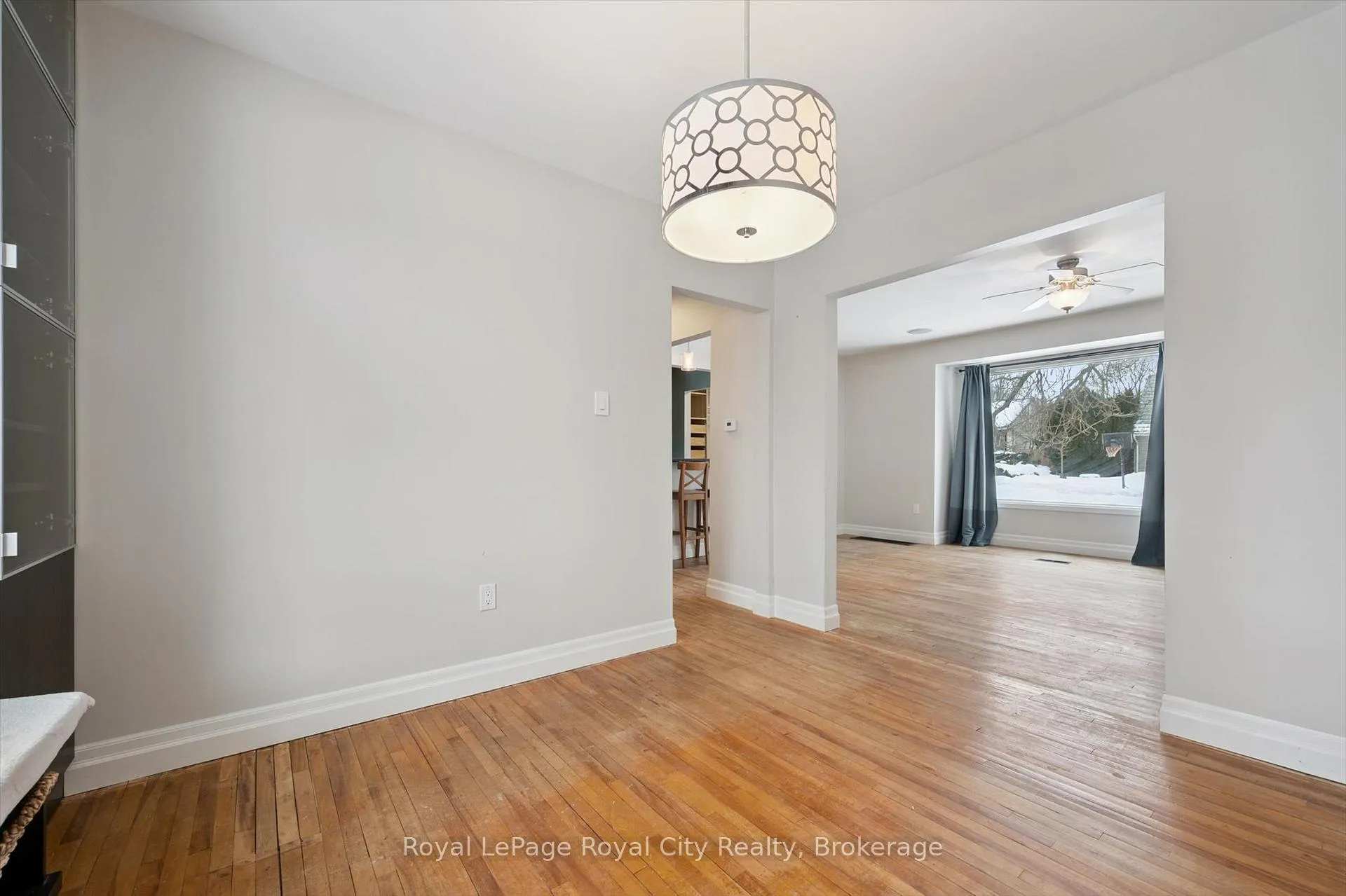 Photo 10 of 11 Chase Avenue, Guelph, Junction/Onward Willow — HOMEH