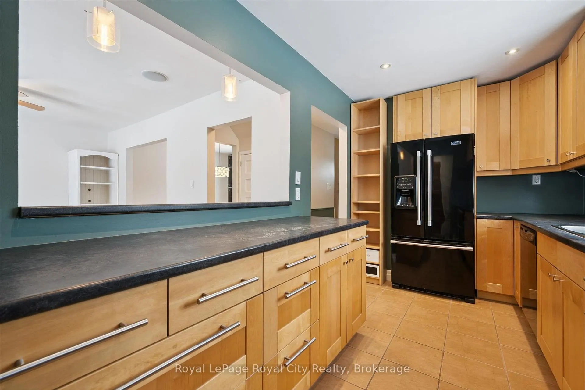 Photo 14 of 11 Chase Avenue, Guelph, Junction/Onward Willow — HOMEH
