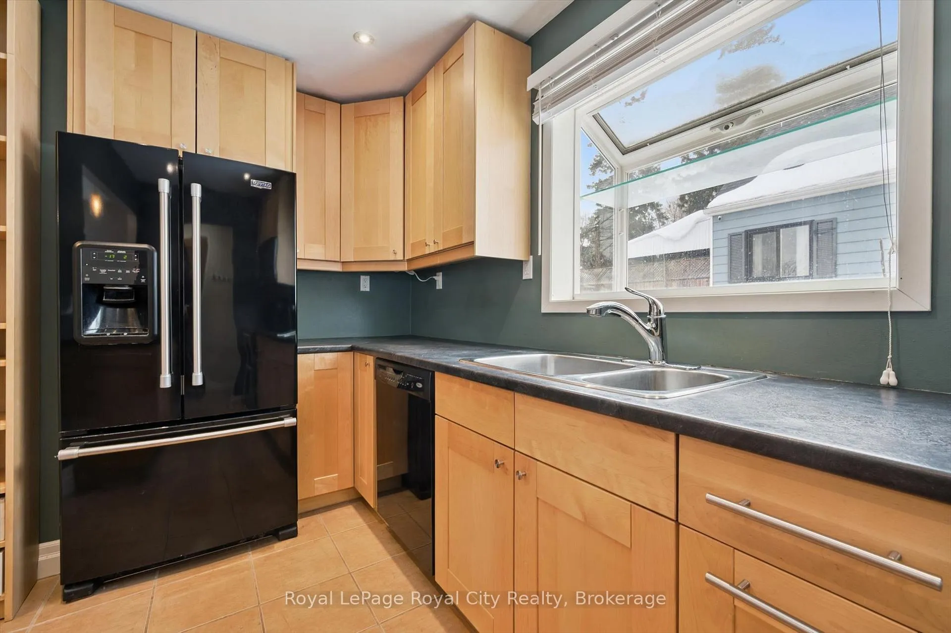 Photo 16 of 11 Chase Avenue, Guelph, Junction/Onward Willow — HOMEH