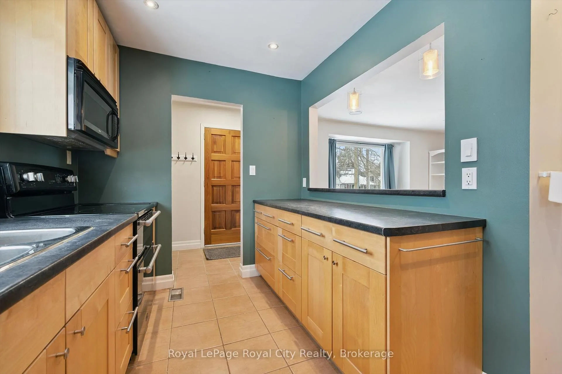 Photo 17 of 11 Chase Avenue, Guelph, Junction/Onward Willow — HOMEH