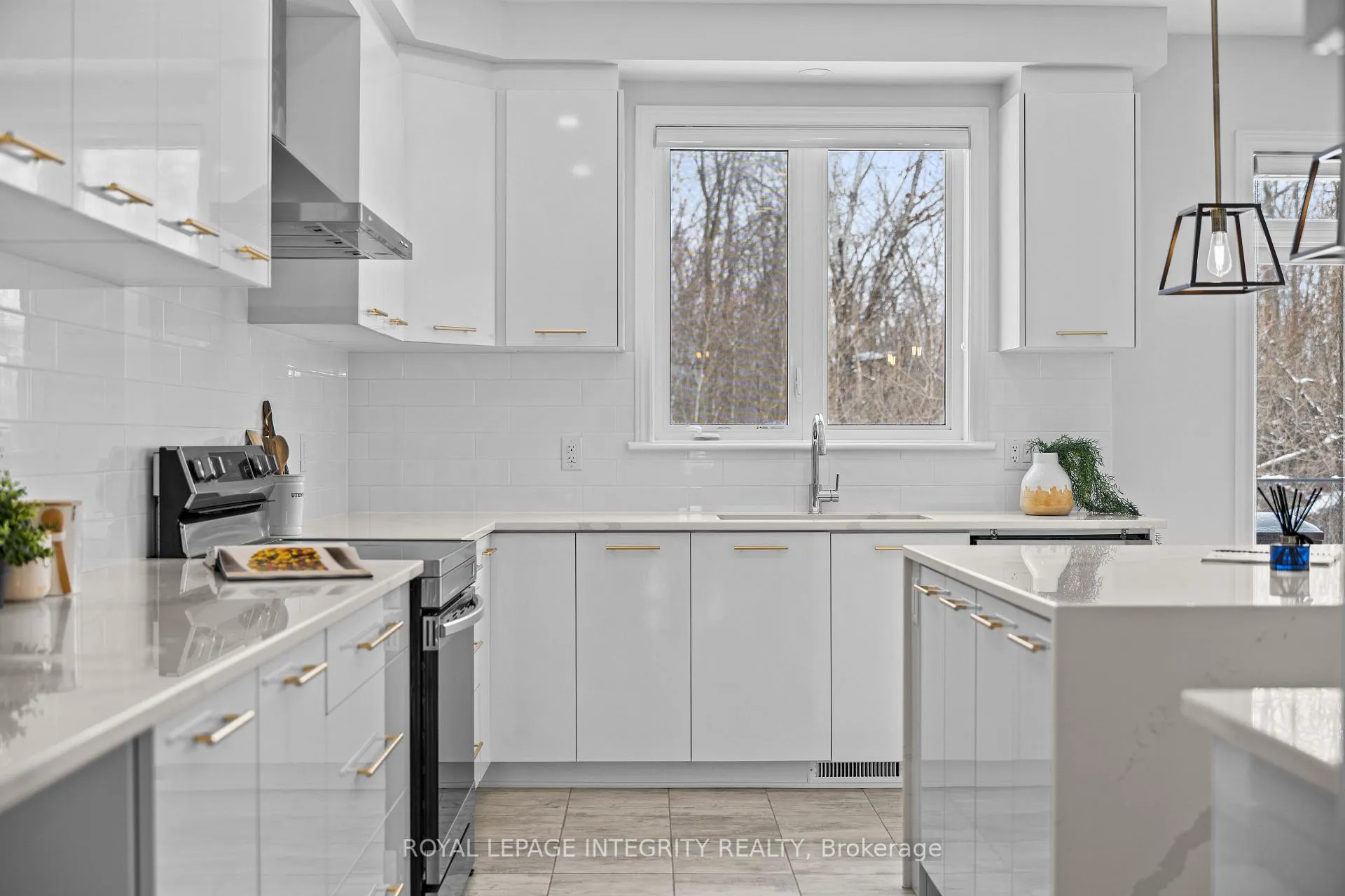 Photo 13 of 385 Big Dipper Street, Ottawa, Riverside South/Gloucester Glen — HOMEH