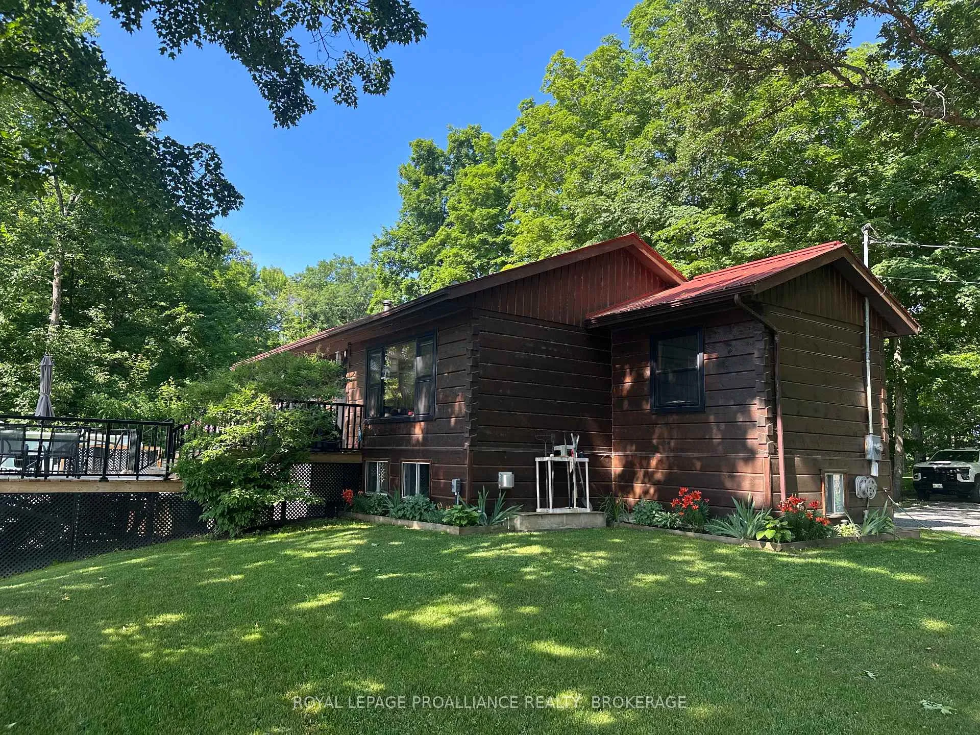 Photo 2 of 133 Sugarhouse Lane, Rideau Lakes, Rideau Lakes (North Crosby) Twp — HOMEH