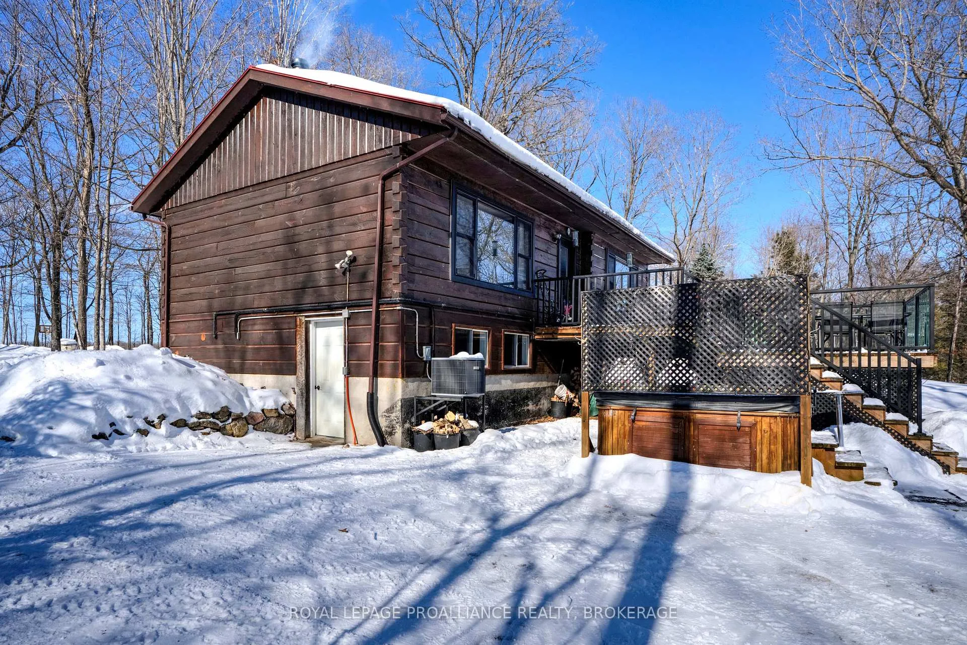 Photo 4 of 133 Sugarhouse Lane, Rideau Lakes, Rideau Lakes (North Crosby) Twp — HOMEH