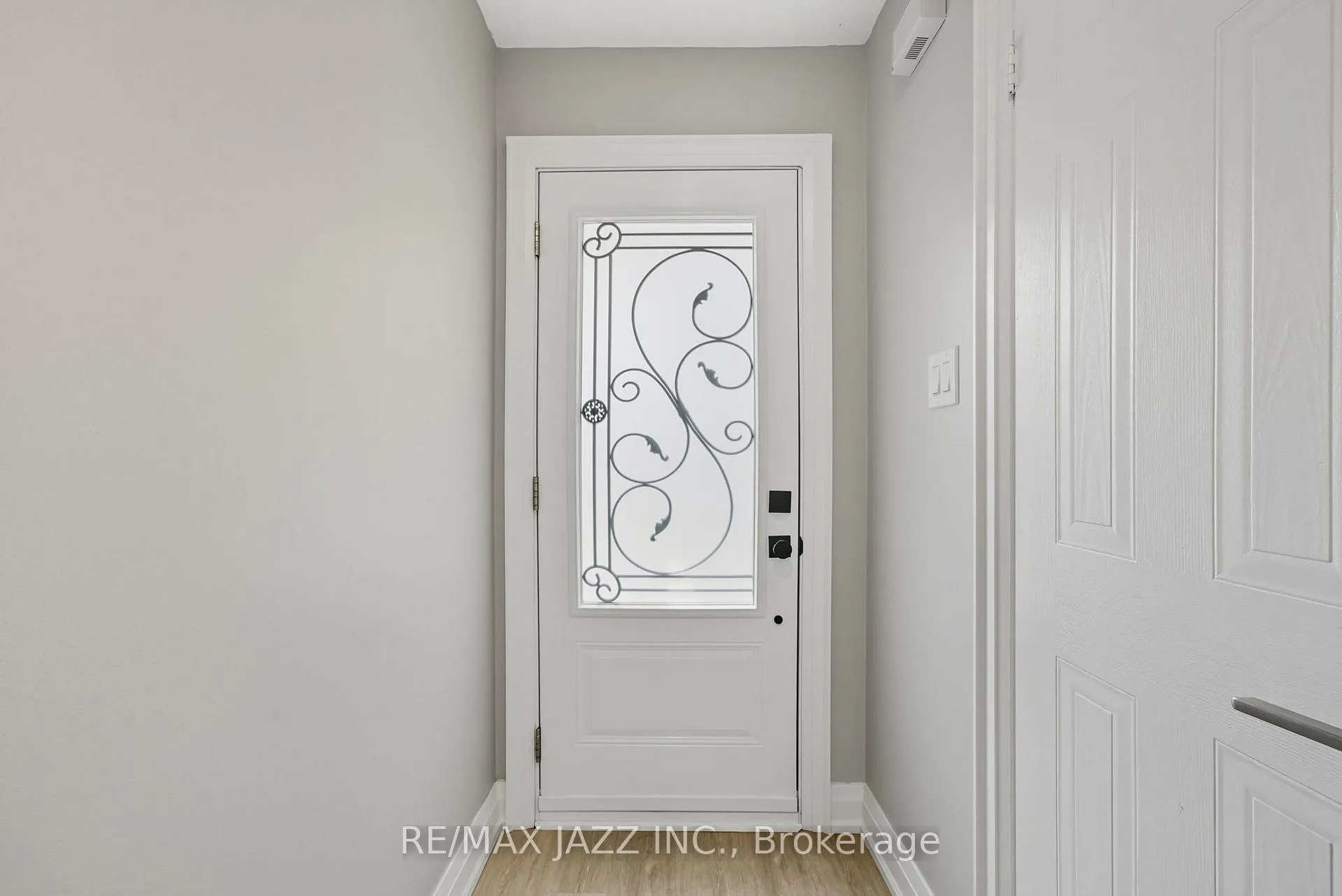 Photo 5 of Unit 34, 811 Wilson Road N, Oshawa, Pinecrest — HOMEH
