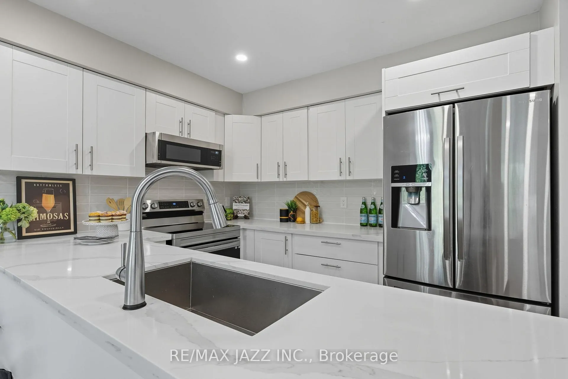 Photo 16 of Unit 34, 811 Wilson Road N, Oshawa, Pinecrest — HOMEH