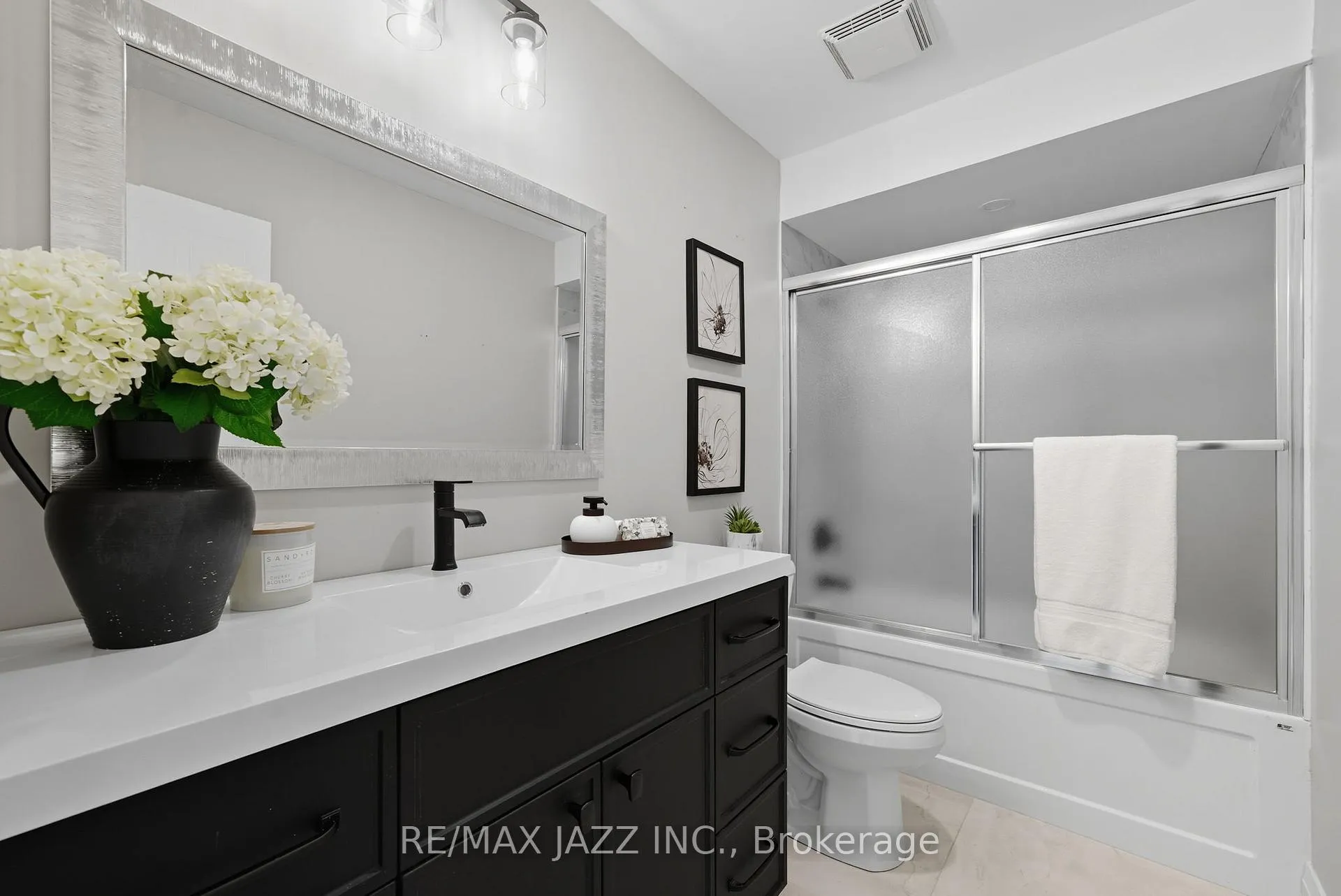 Photo 21 of Unit 34, 811 Wilson Road N, Oshawa, Pinecrest — HOMEH