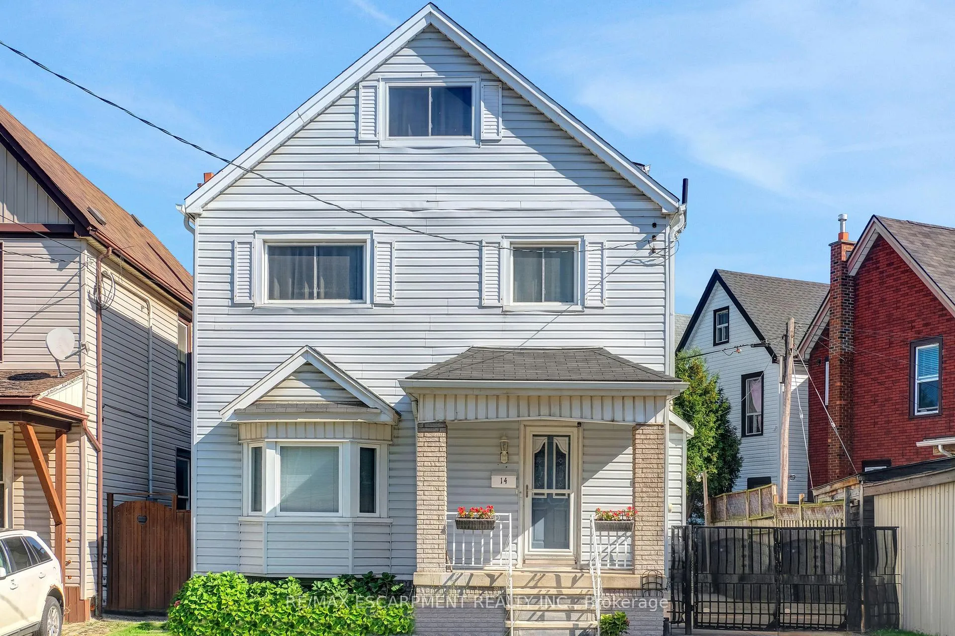 Front of 14 Niagara Street