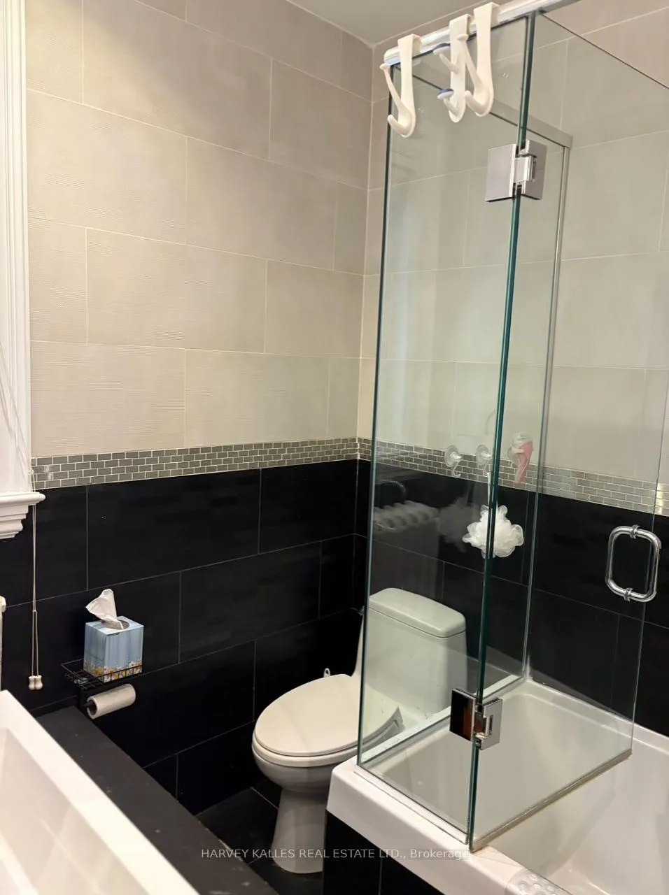 Photo 14 of Unit Main, 306 Spadina Road, Toronto, Casa Loma — HOMEH