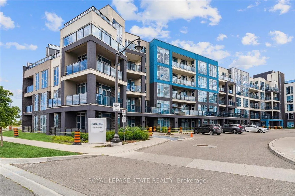 Front of Unit 404, 10 Concord Place