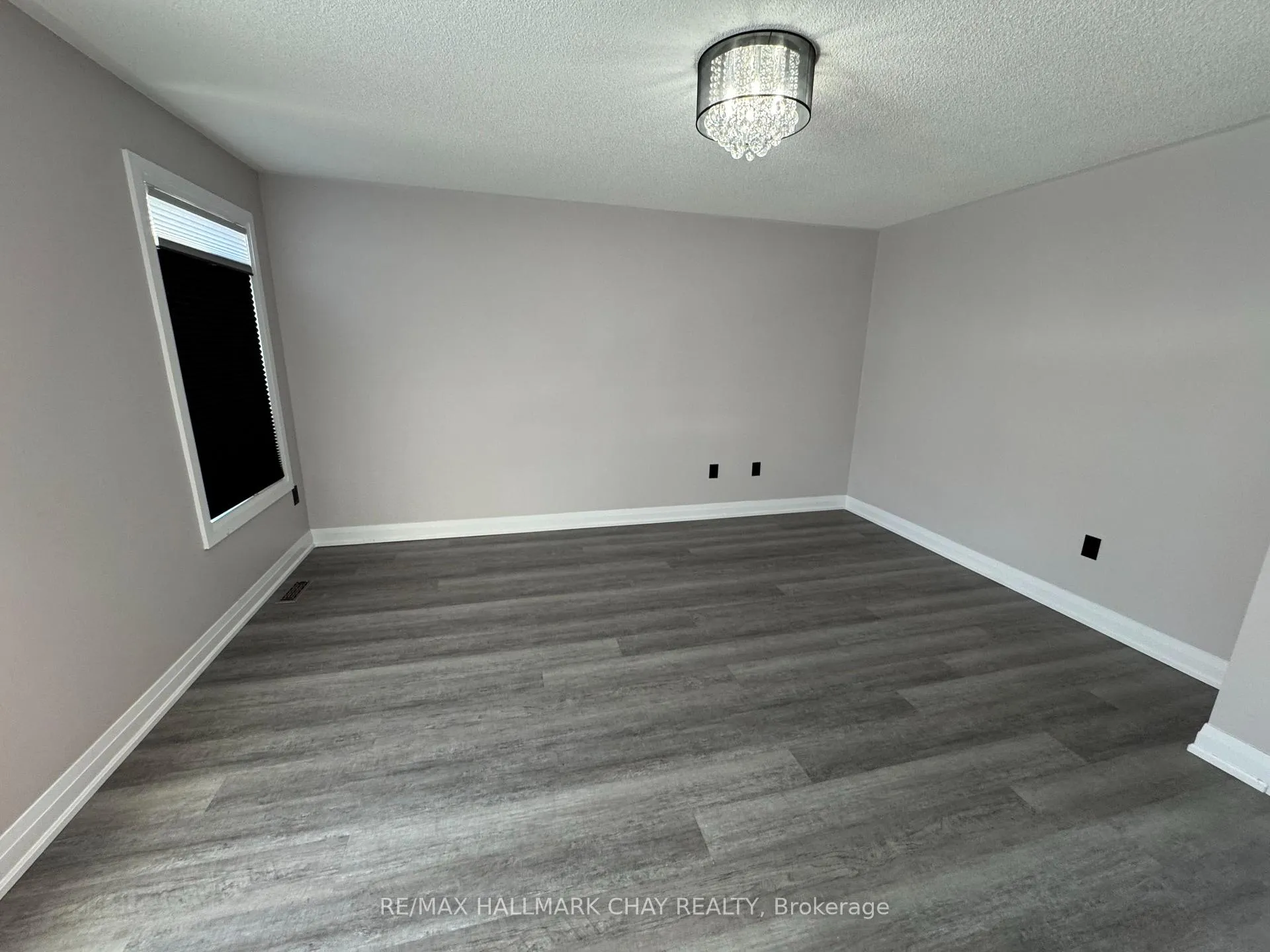 Photo 12 of 49 Catherine Drive, Barrie, Painswick South — HOMEH