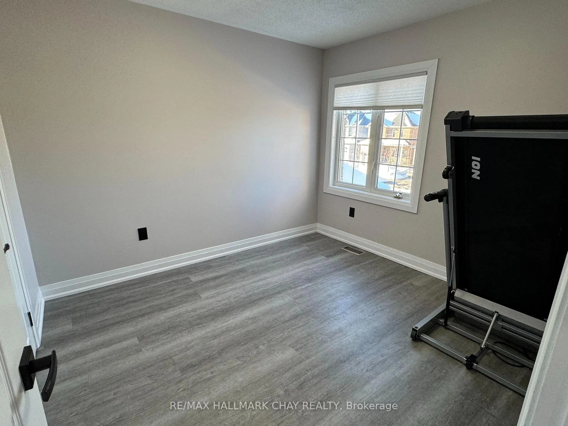 Photo 19 of 49 Catherine Drive, Barrie, Painswick South — HOMEH