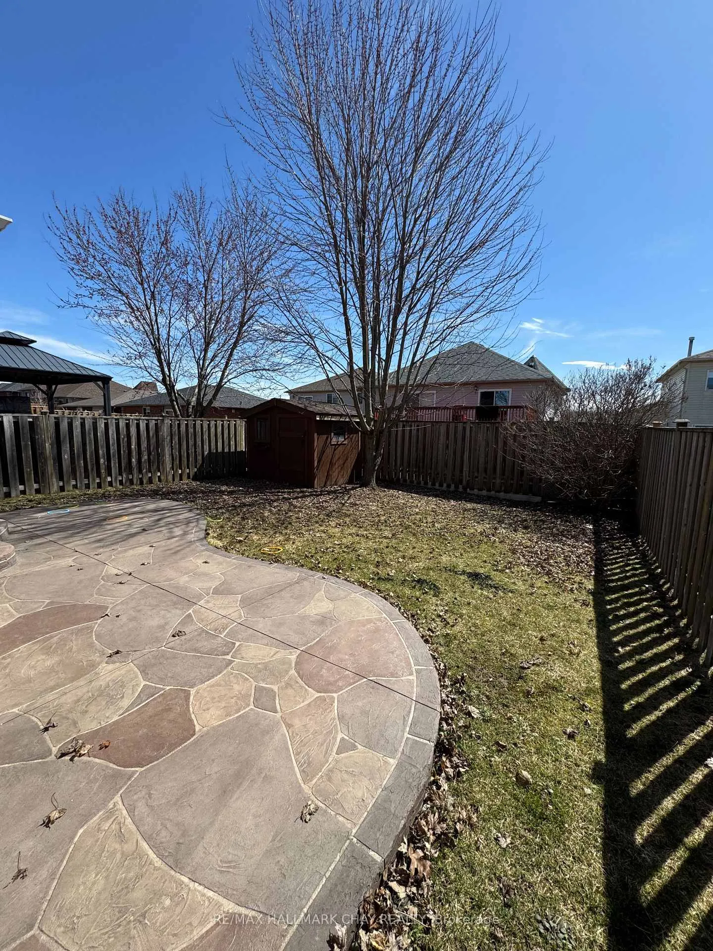 Photo 33 of 49 Catherine Drive, Barrie, Painswick South — HOMEH