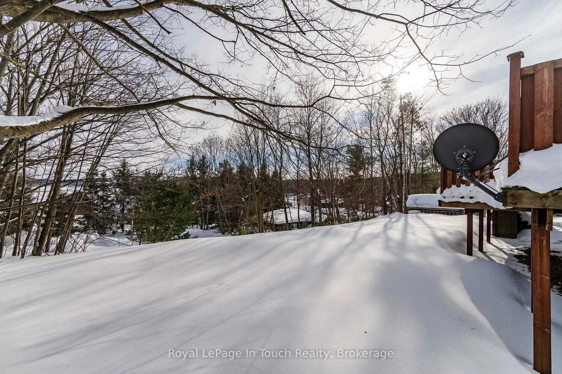 Photo 5 of 1 Logmoss Road, Tiny, Rural Tiny — HOMEH