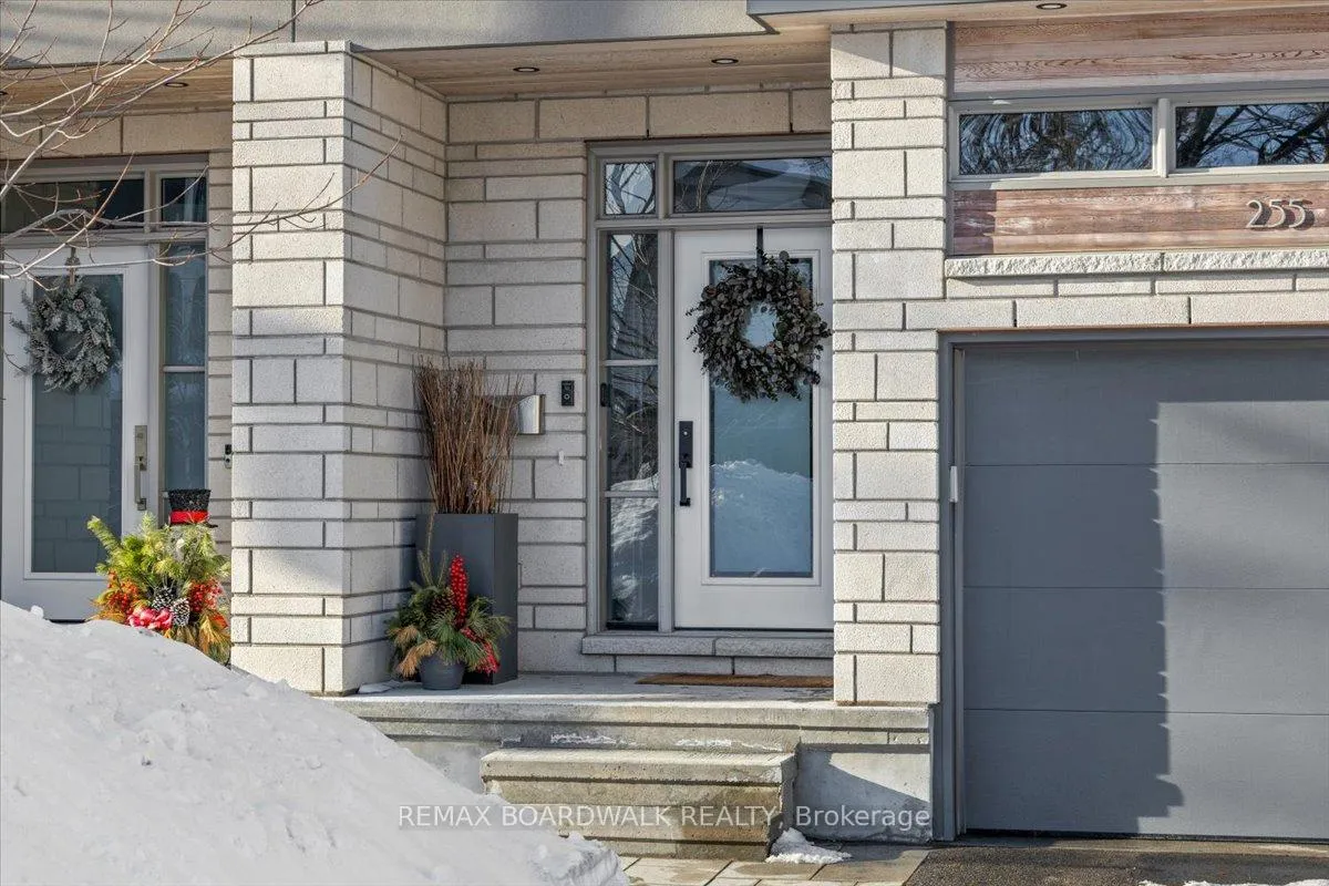 Photo 3 of 255 Avondale Avenue, Ottawa, Westboro/Hampton Park — HOMEH