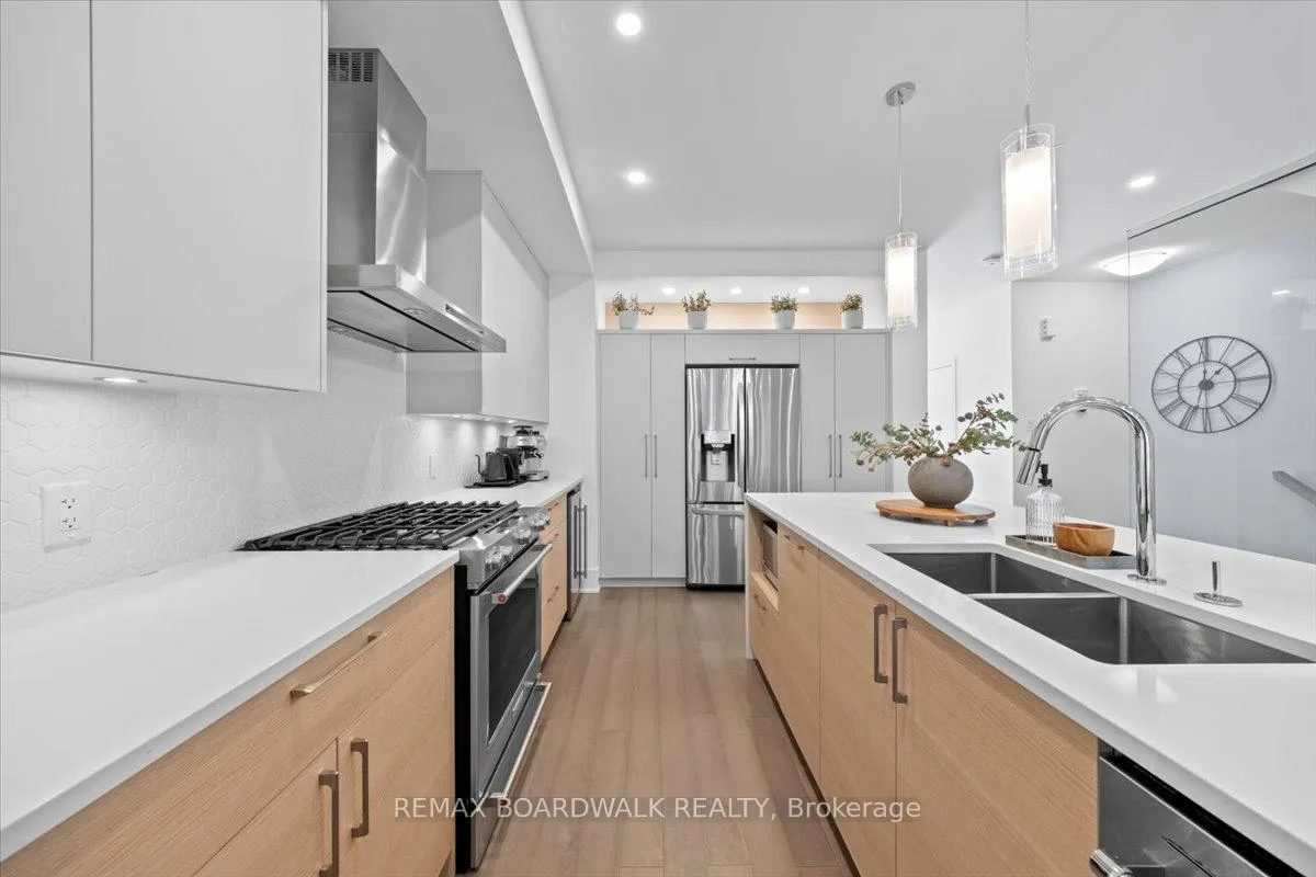 Photo 10 of 255 Avondale Avenue, Ottawa, Westboro/Hampton Park — HOMEH