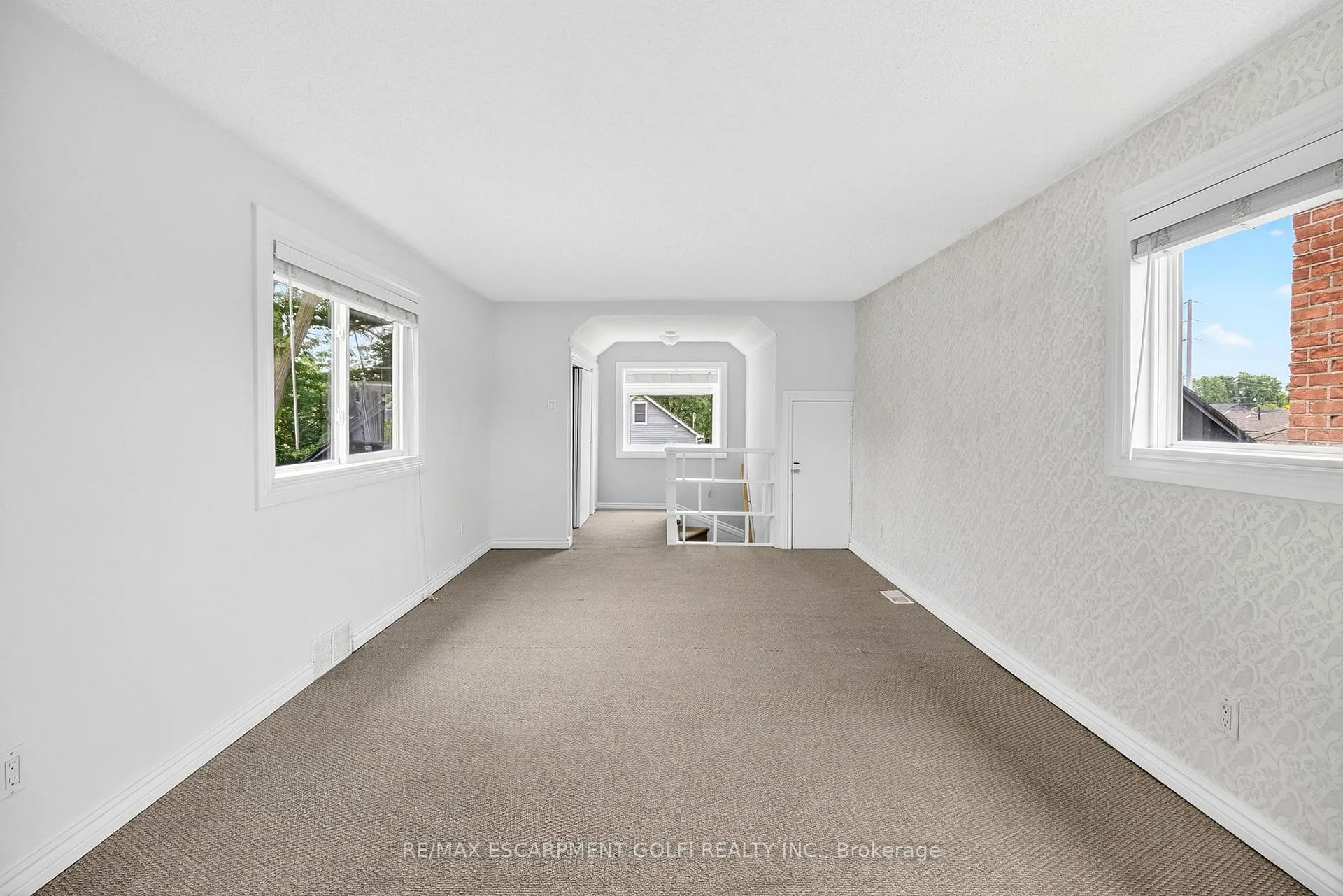 Photo 12 of 4 Rose Street, St. Catharines, Grapeview — HOMEH