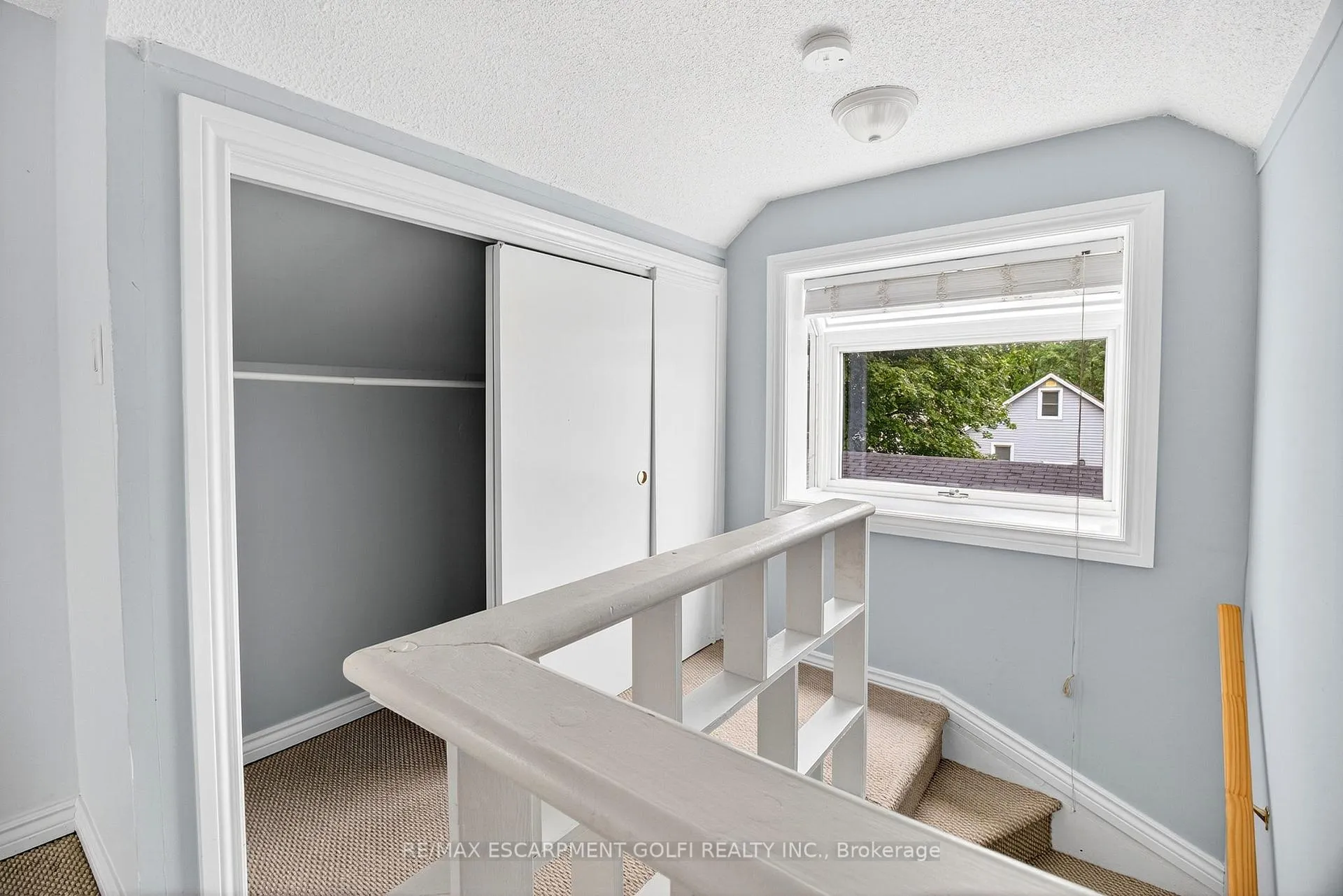 Photo 13 of 4 Rose Street, St. Catharines, Grapeview — HOMEH
