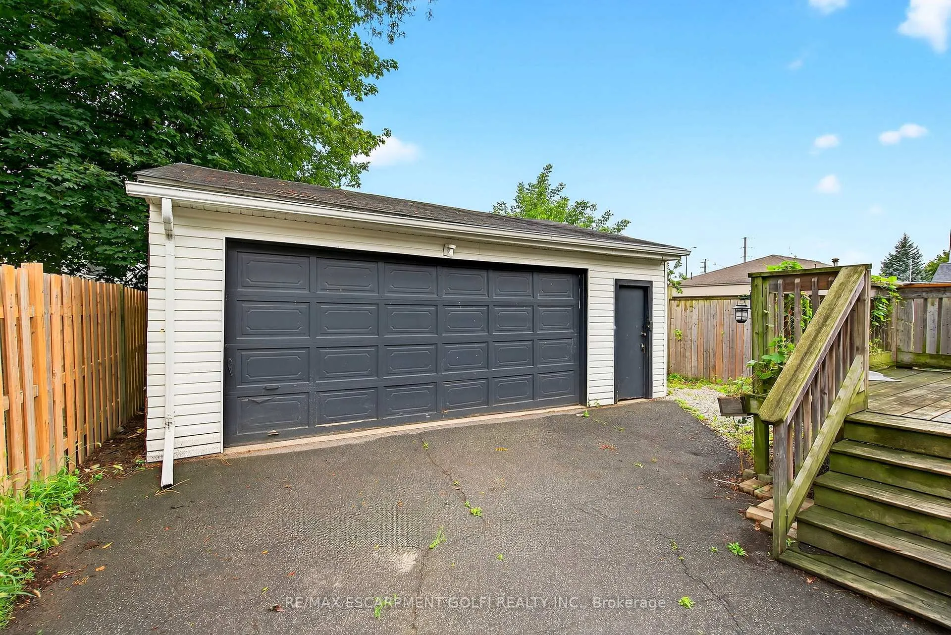 Photo 19 of 4 Rose Street, St. Catharines, Grapeview — HOMEH