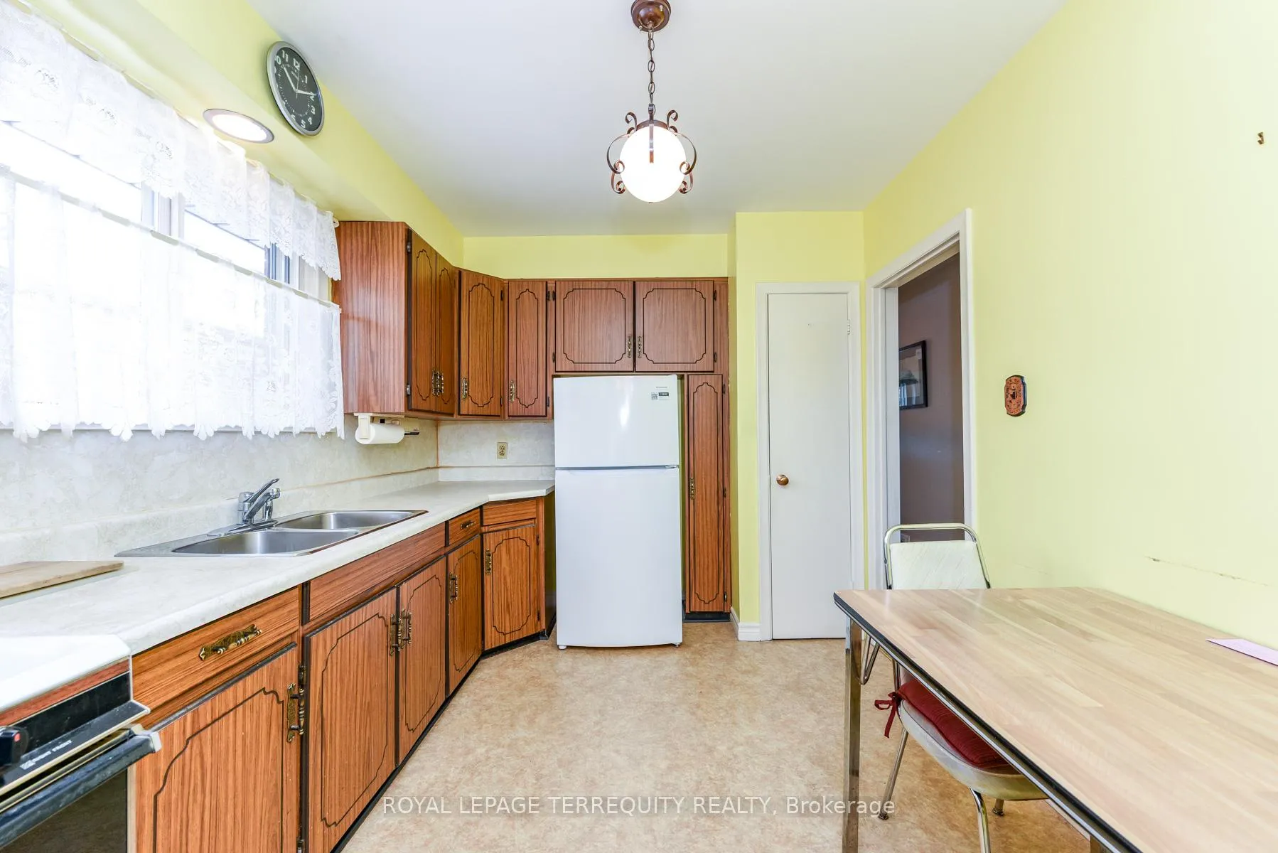 Photo 22 of 55 Watercliffe Road, Etobicoke, Rexdale-Kipling — HOMEH