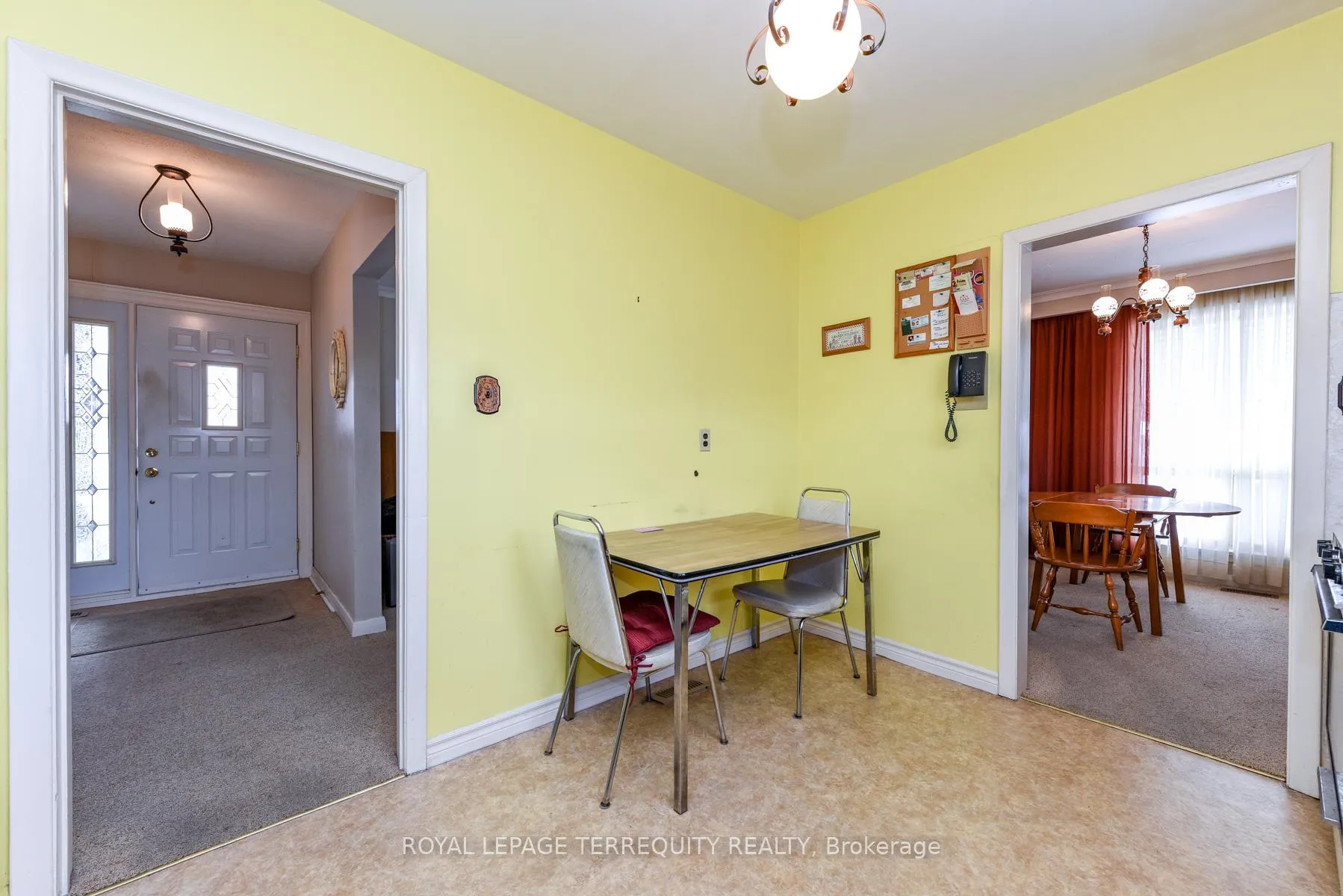 Photo 24 of 55 Watercliffe Road, Etobicoke, Rexdale-Kipling — HOMEH