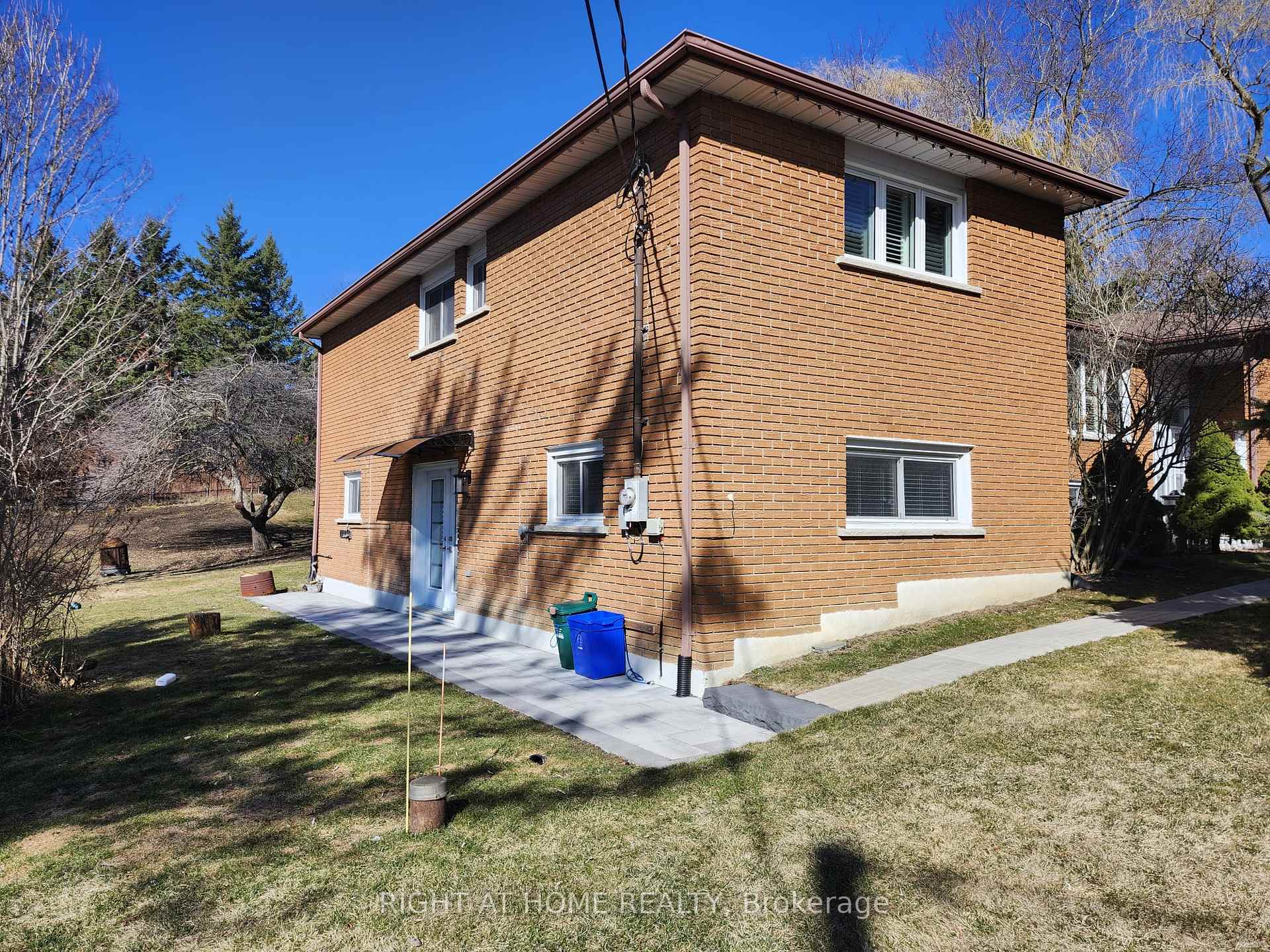 Photo 5 of 13290 Keele Street, King, King City — HOMEH