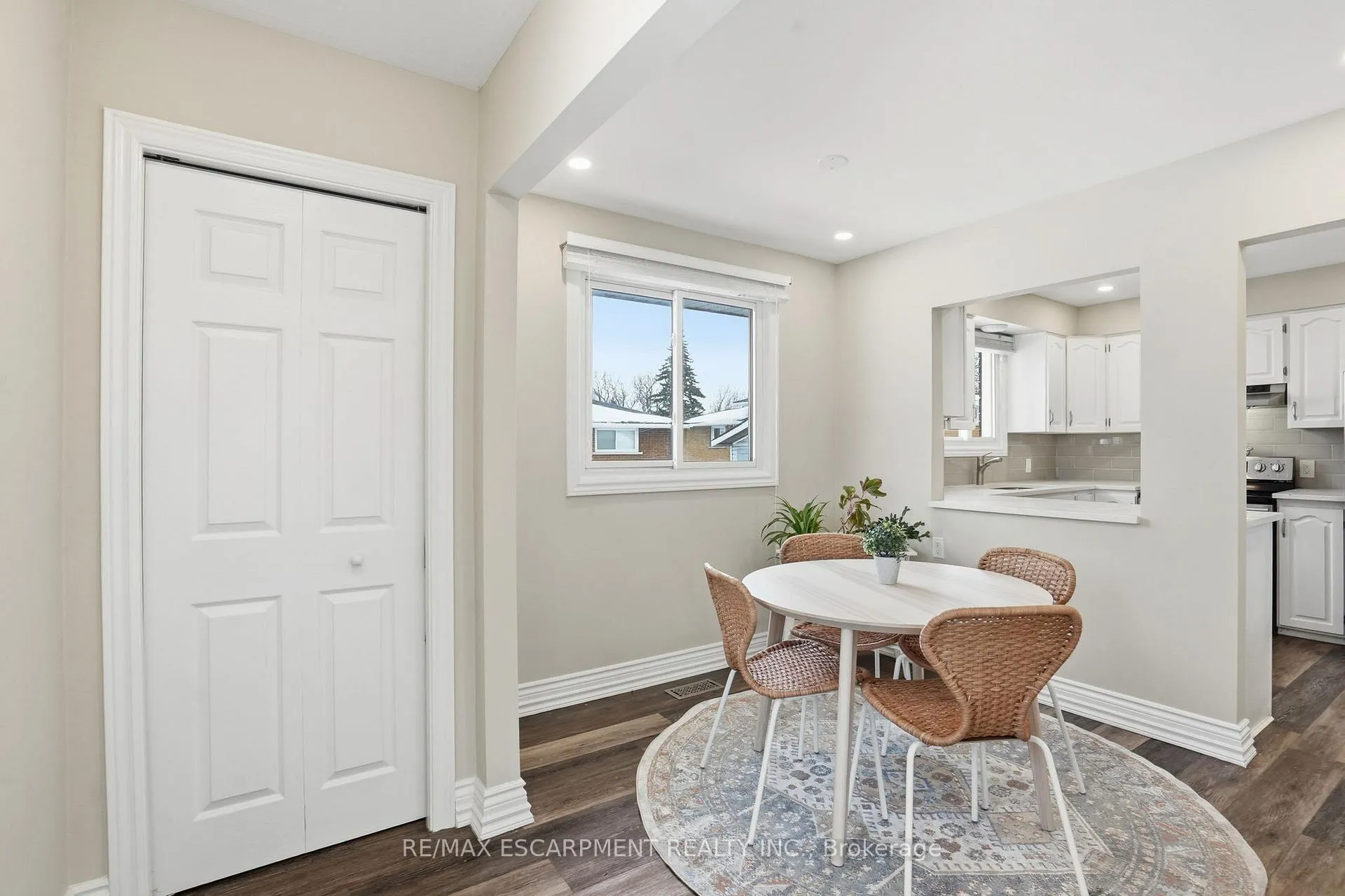 Photo 10 of 201 Manning Avenue, Hamilton, Greeningdon — HOMEH