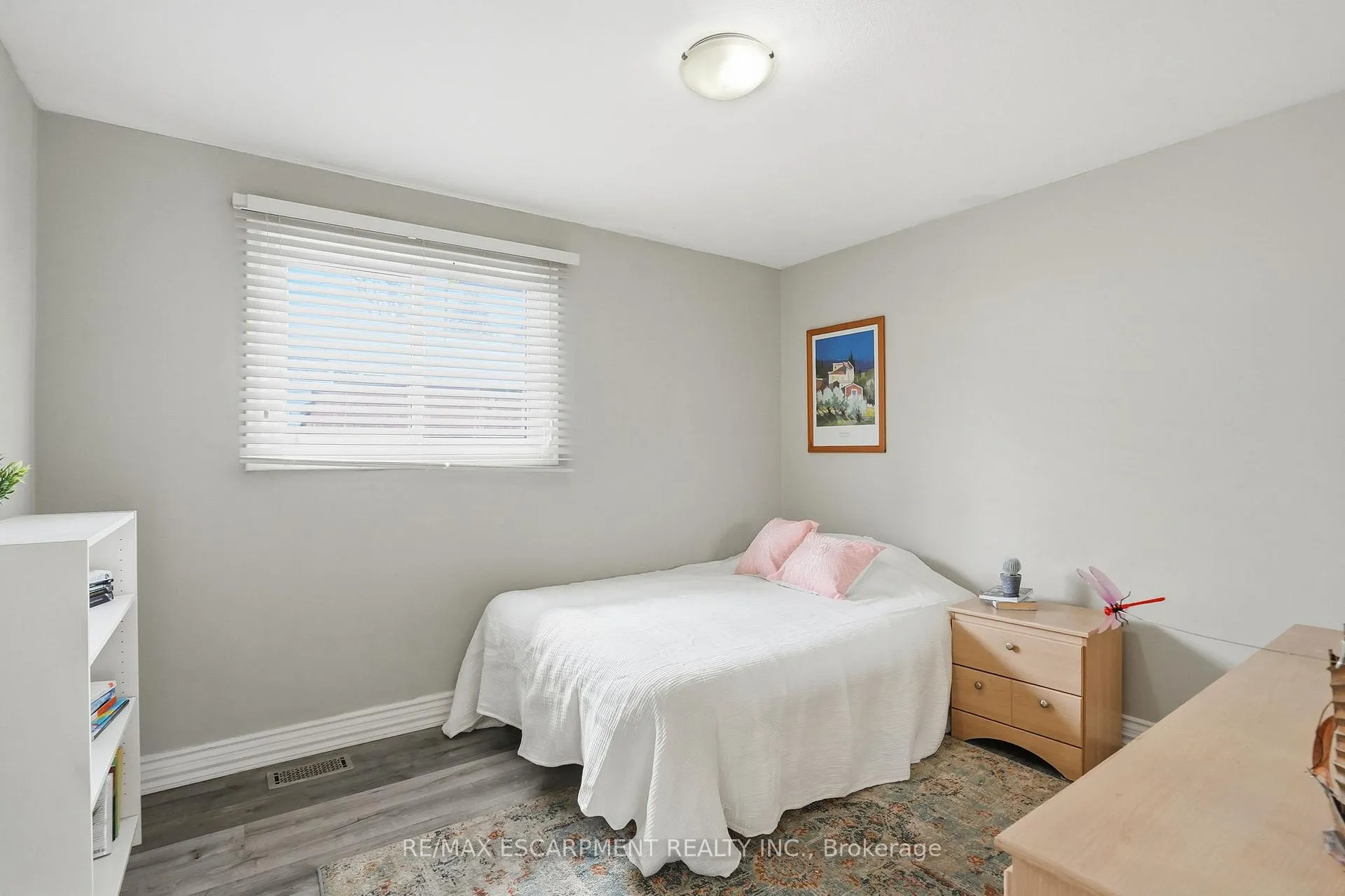 Photo 13 of 201 Manning Avenue, Hamilton, Greeningdon — HOMEH