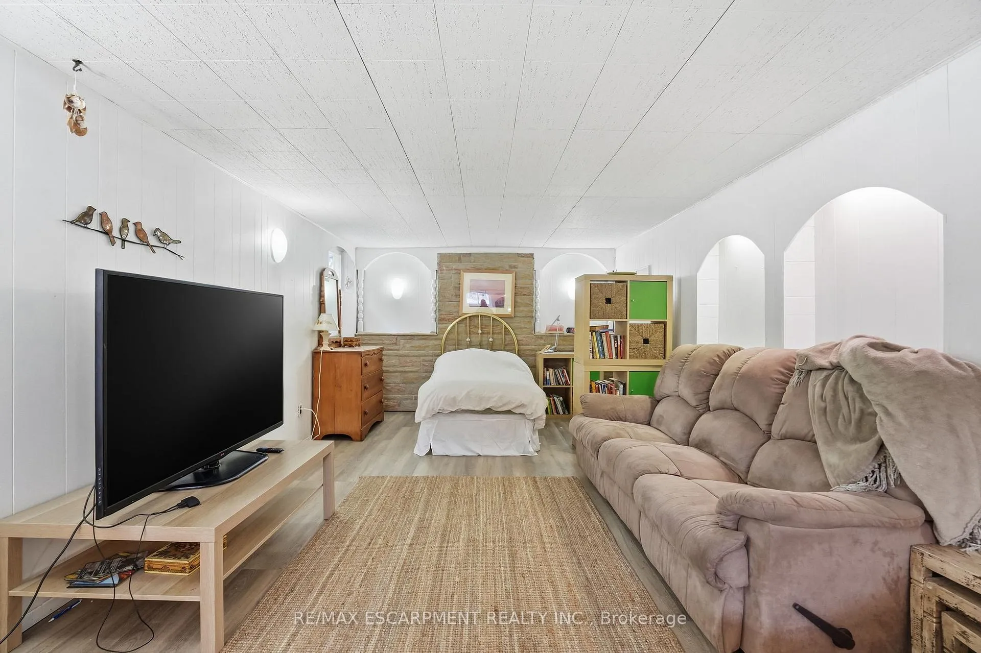 Photo 27 of 201 Manning Avenue, Hamilton, Greeningdon — HOMEH
