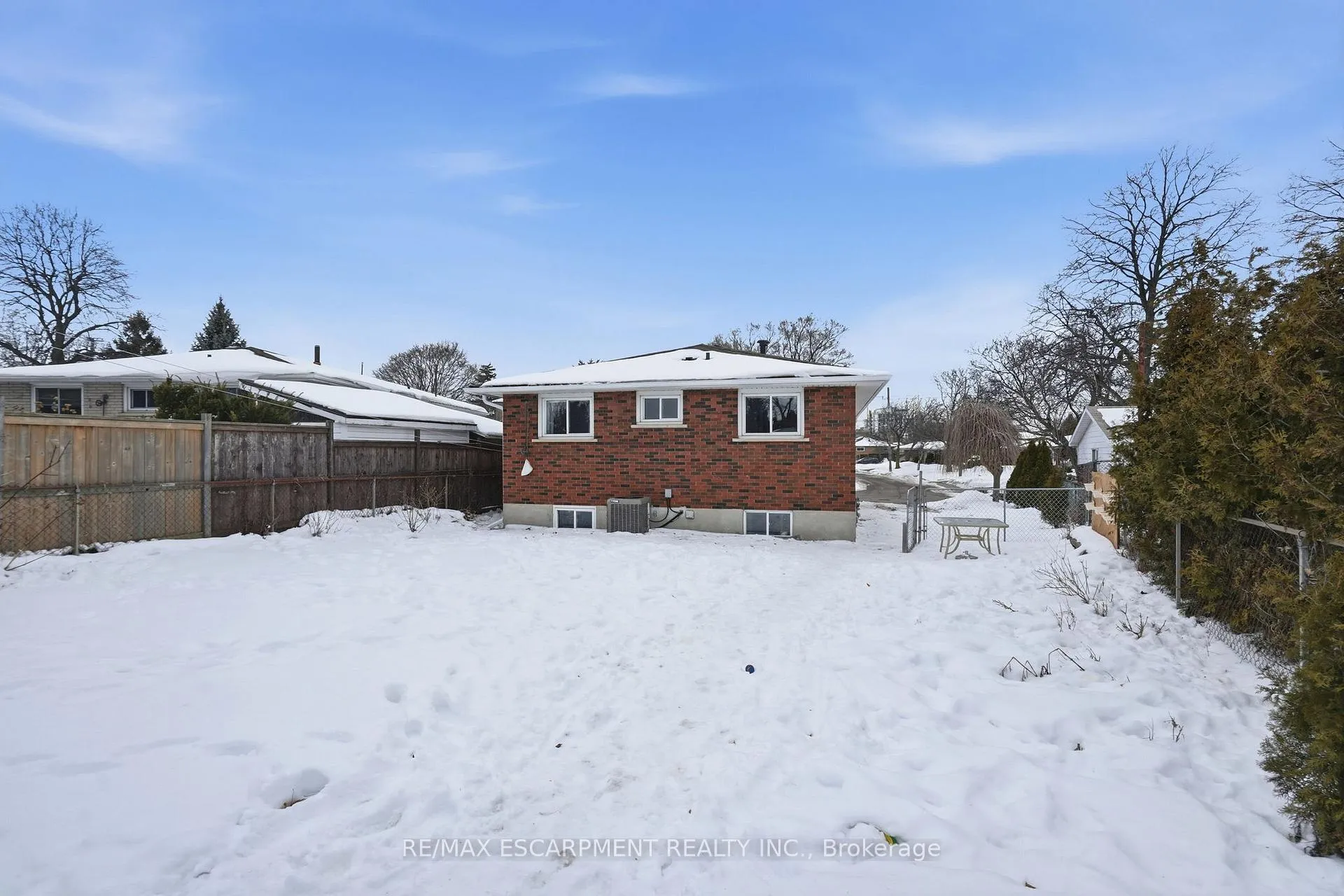 Photo 34 of 201 Manning Avenue, Hamilton, Greeningdon — HOMEH