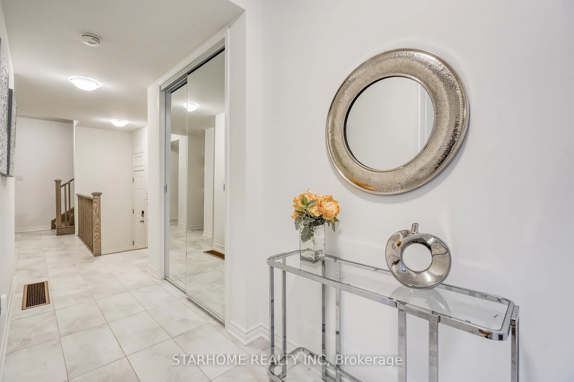 Photo 3 of 11 Avani Avenue, Markham, Rural Markham — HOMEH