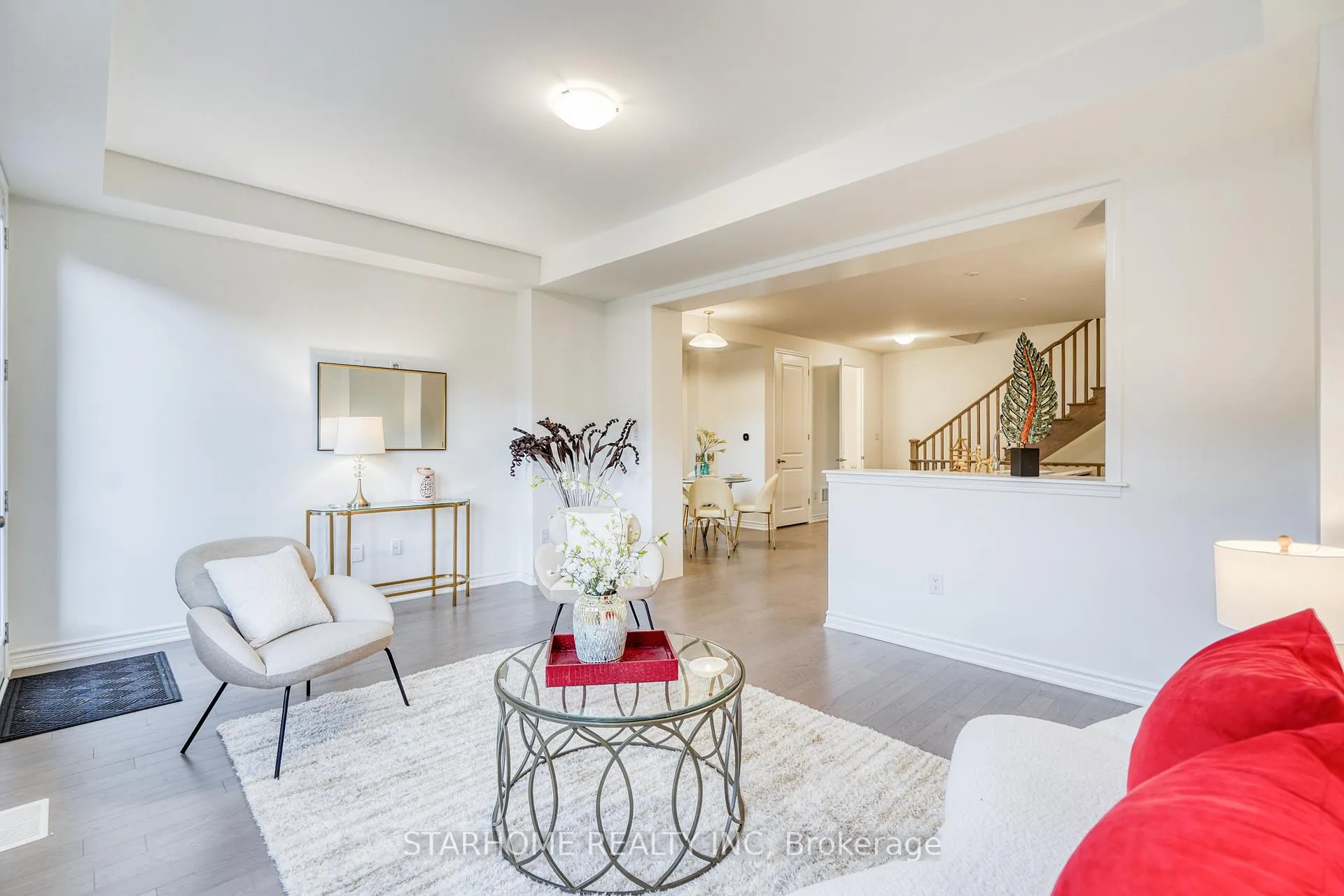 Photo 12 of 11 Avani Avenue, Markham, Rural Markham — HOMEH