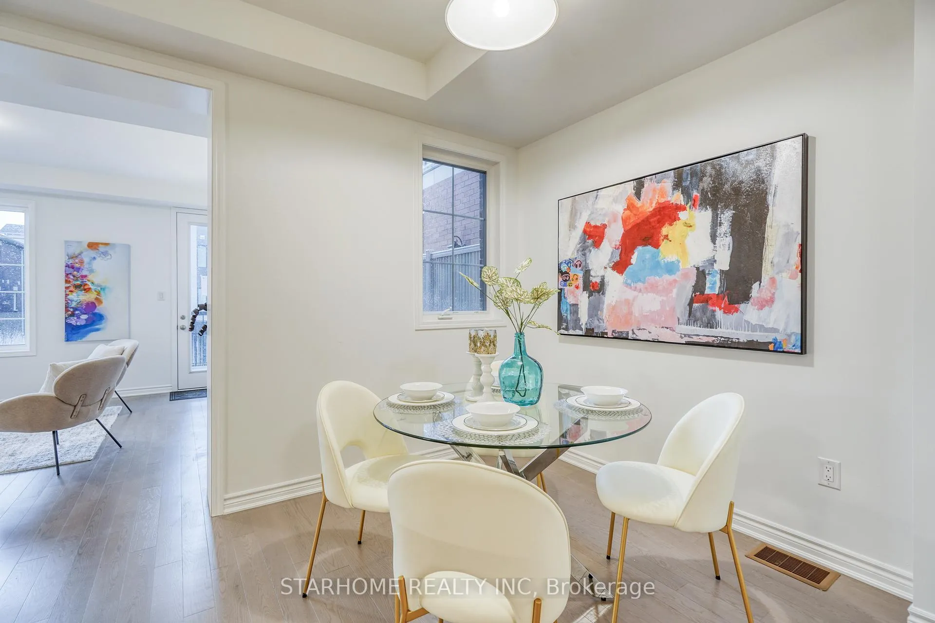 Photo 13 of 11 Avani Avenue, Markham, Rural Markham — HOMEH