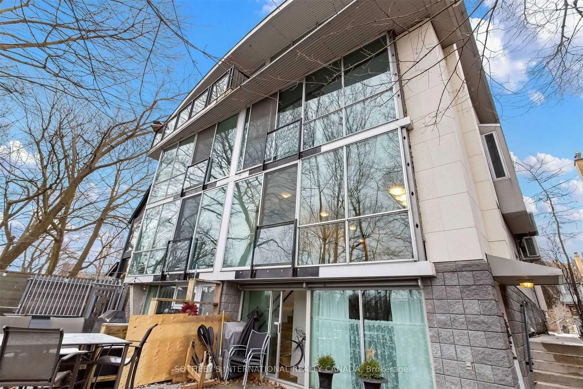 Photo 18 of 62 Summerhill Gardens, Toronto, Rosedale-Moore Park — HOMEH