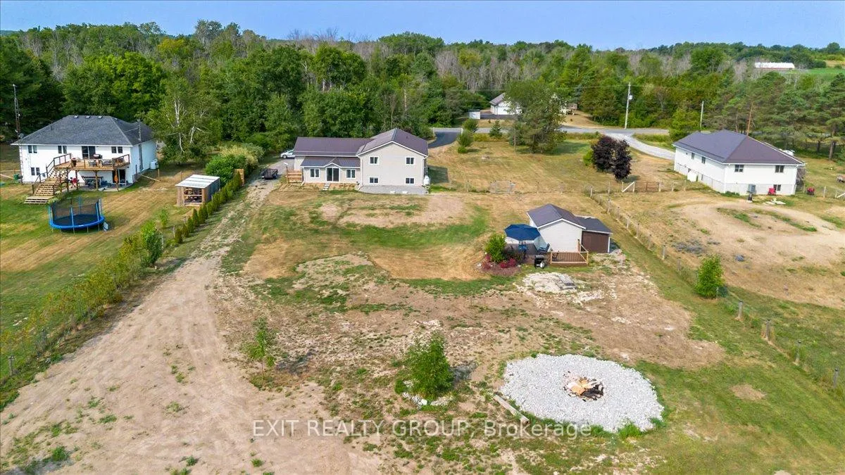 Photo 2 of 323 Mapleview Road, Barrie, 400 West — HOMEH
