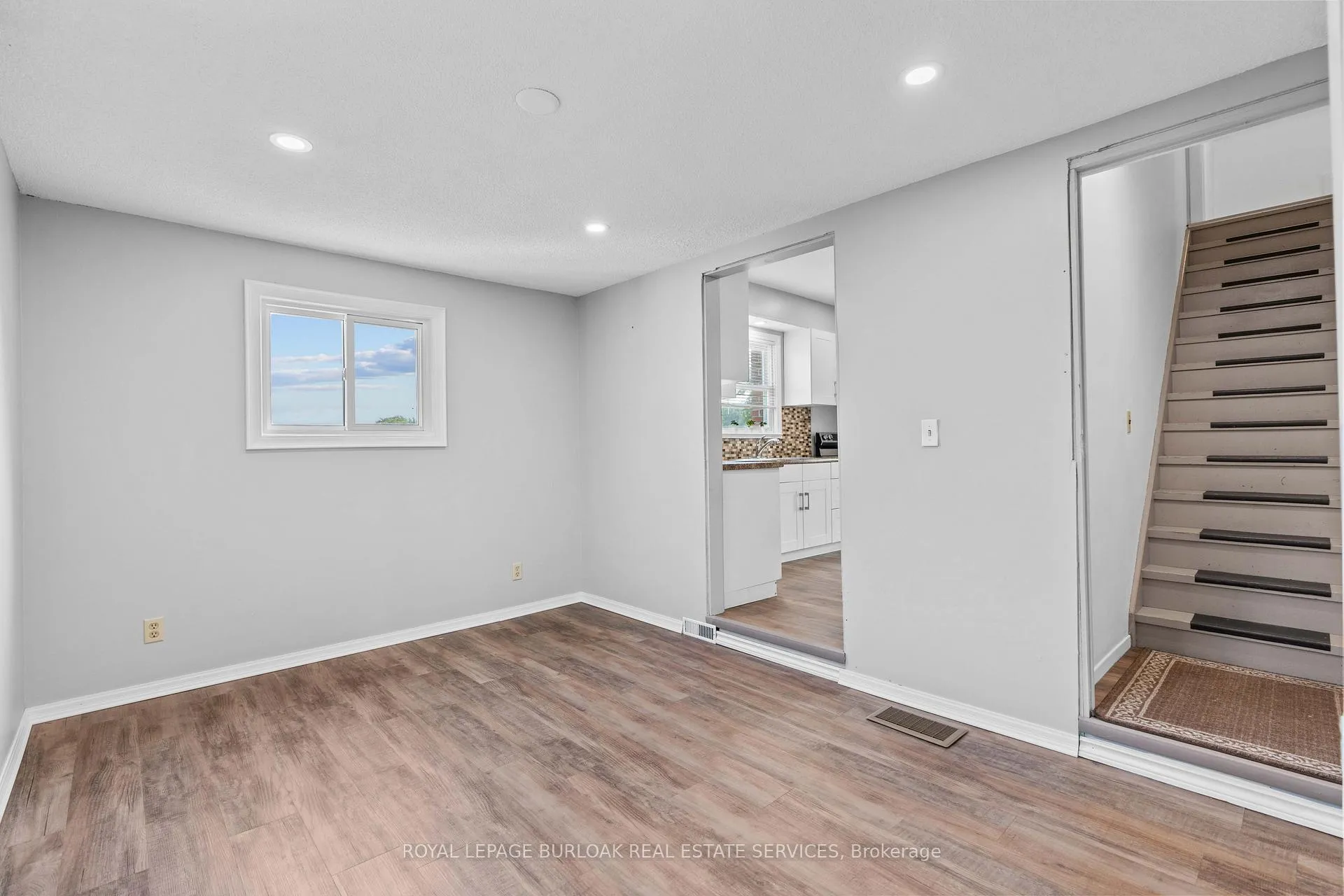 Photo 5 of 13 Craig Boulevard, Grimsby, Grimsby West — HOMEH
