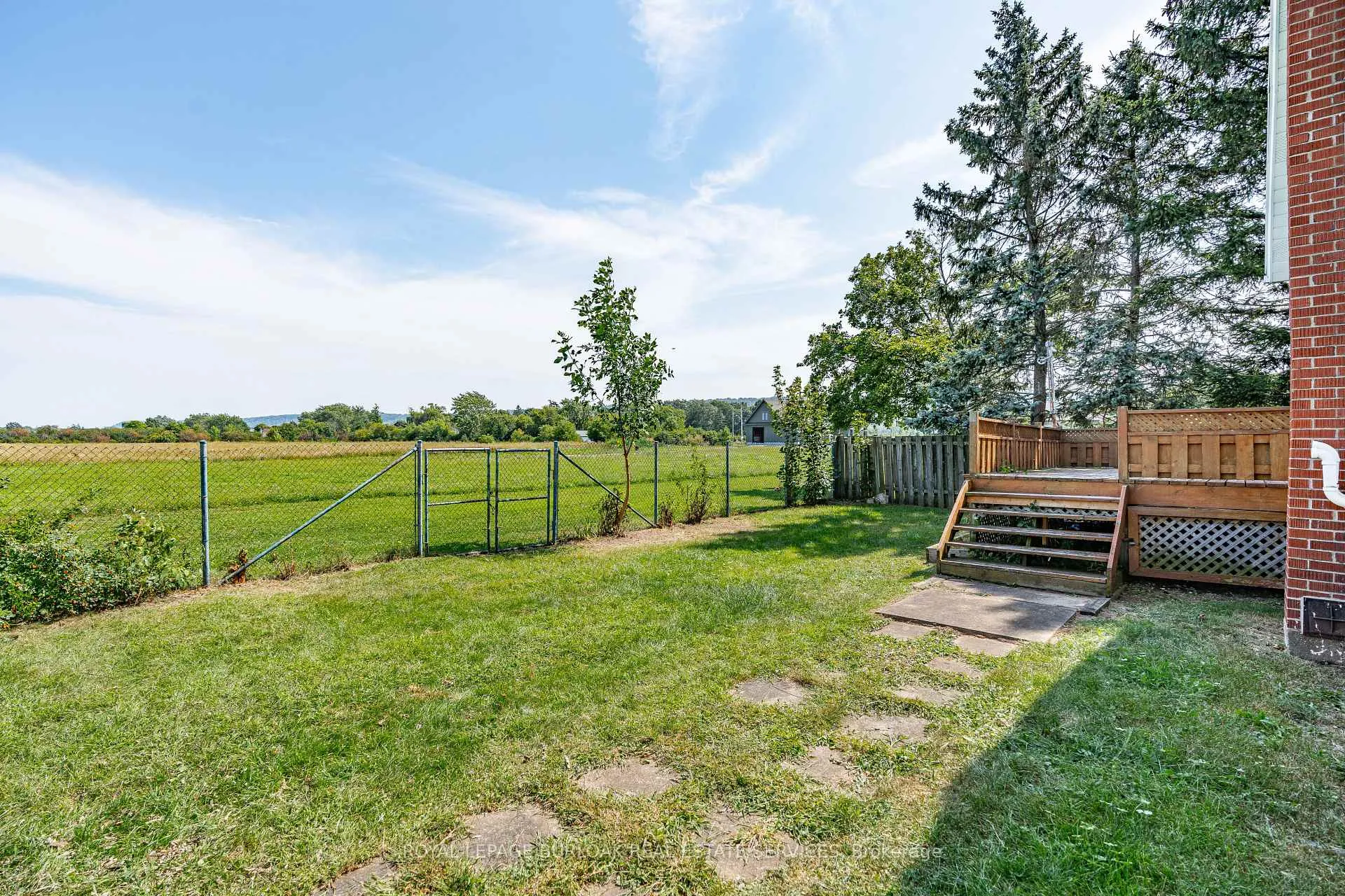 Photo 29 of 13 Craig Boulevard, Grimsby, Grimsby West — HOMEH