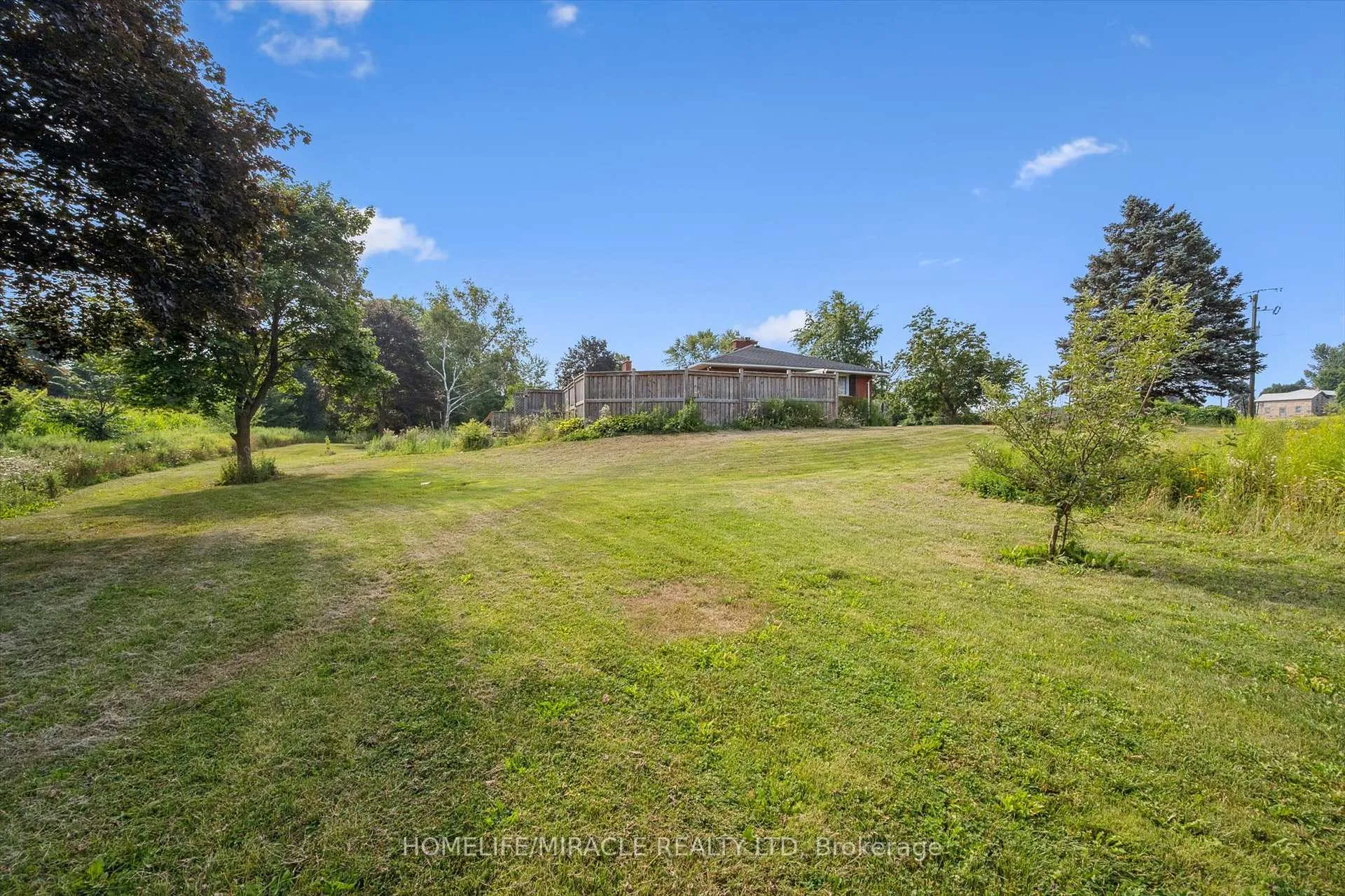 Photo 38 of 4217 Victoria Road S, Puslinch, Rural Puslinch East — HOMEH