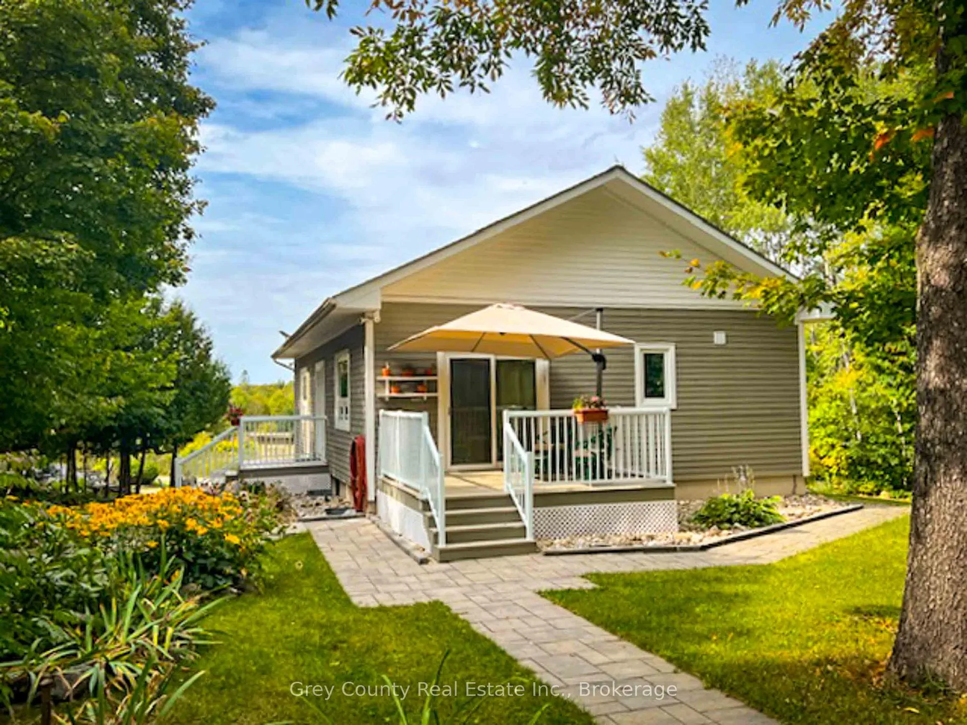 Photo 4 of 600417 Sideroad 50, Chatsworth — HOMEH