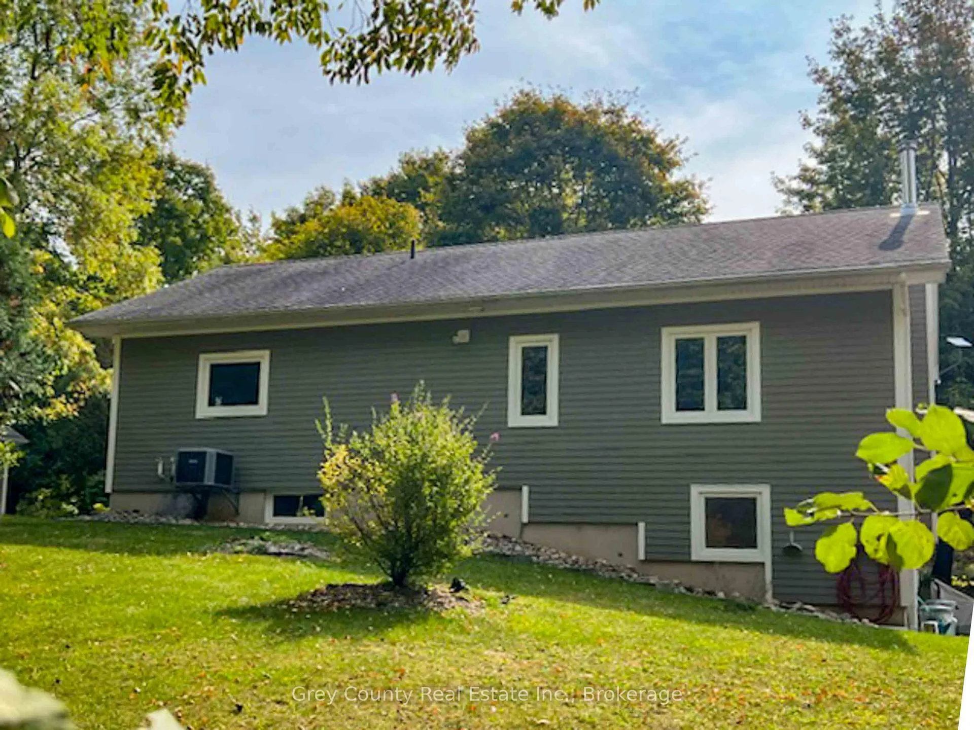 Photo 7 of 600417 Sideroad 50, Chatsworth — HOMEH