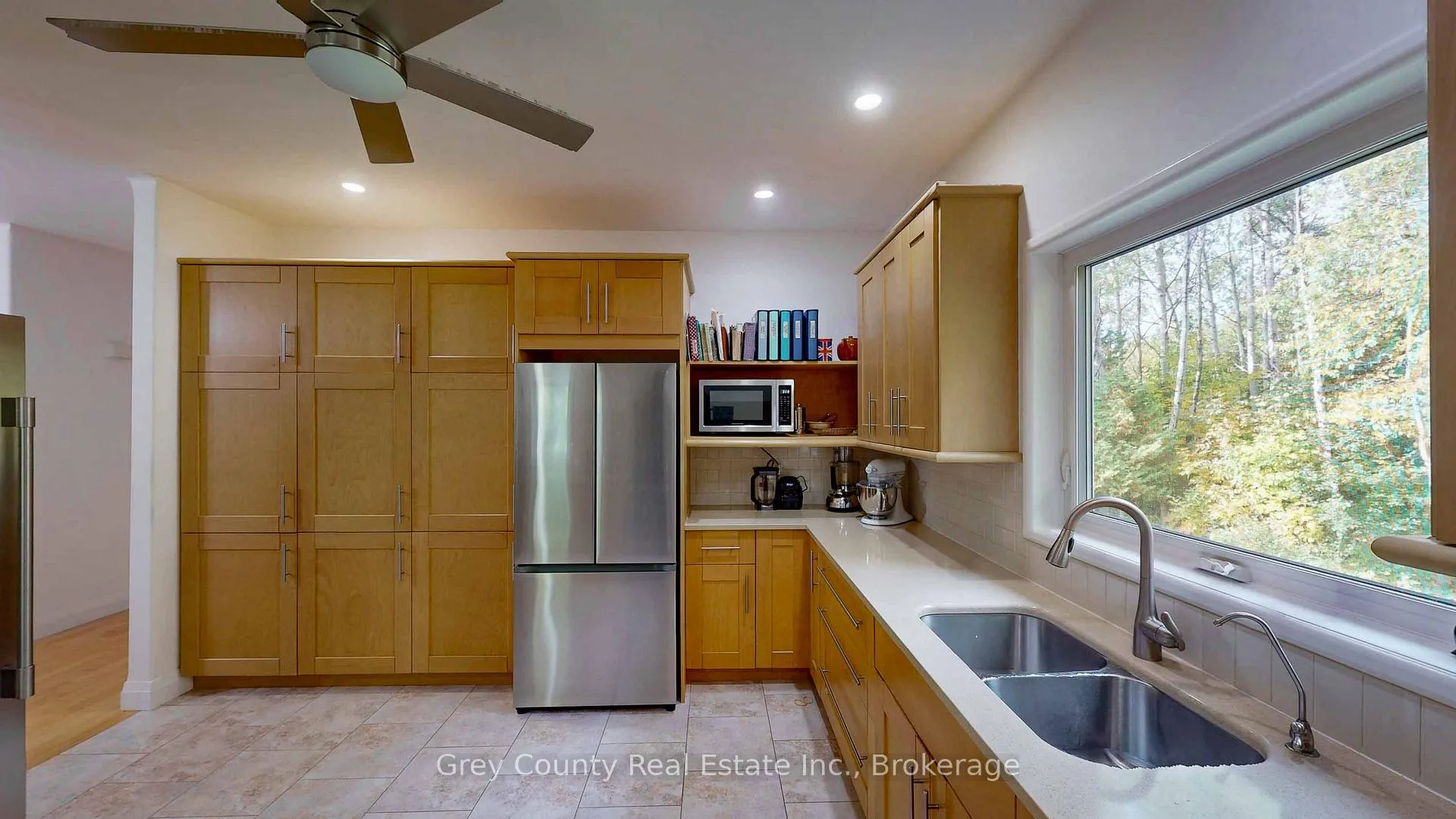 Photo 16 of 600417 Sideroad 50, Chatsworth — HOMEH