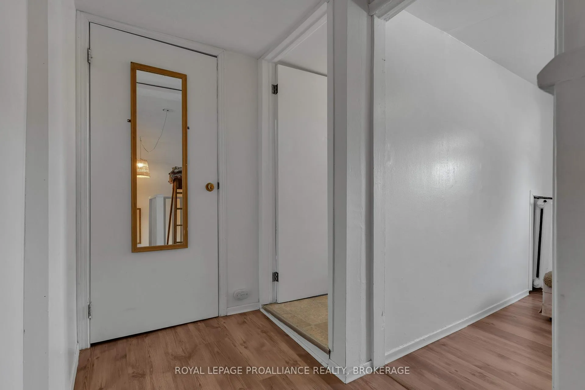 Photo 12 of 430 King Street W, Gananoque — HOMEH