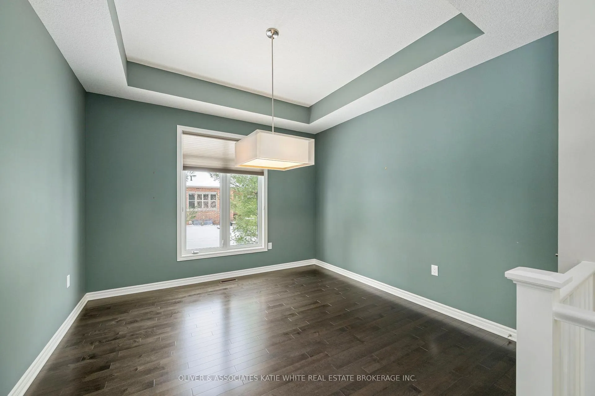 Photo 5 of 2205 Jack Nash Drive, London, South A — HOMEH