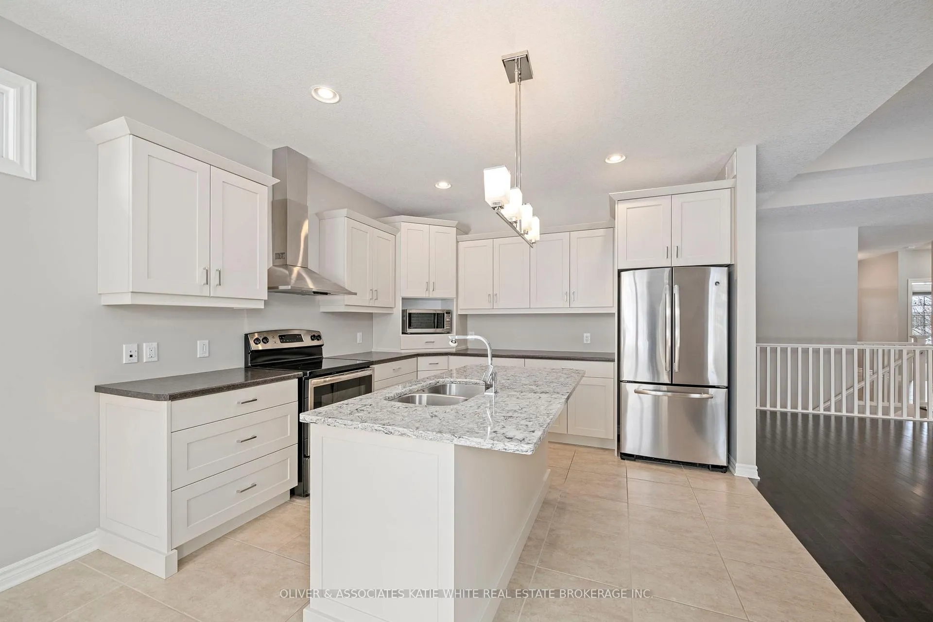 Photo 7 of 2205 Jack Nash Drive, London, South A — HOMEH