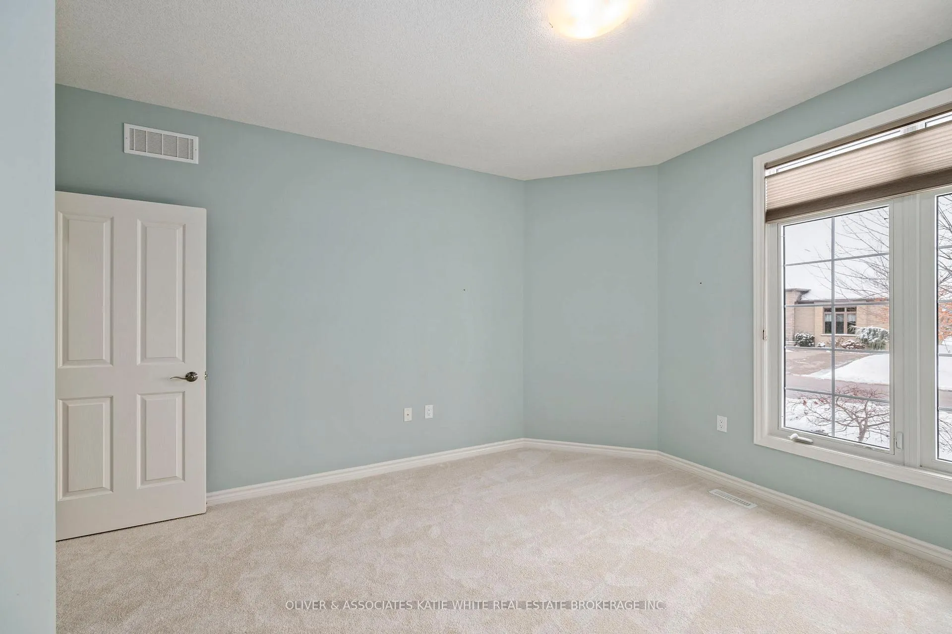 Photo 16 of 2205 Jack Nash Drive, London, South A — HOMEH