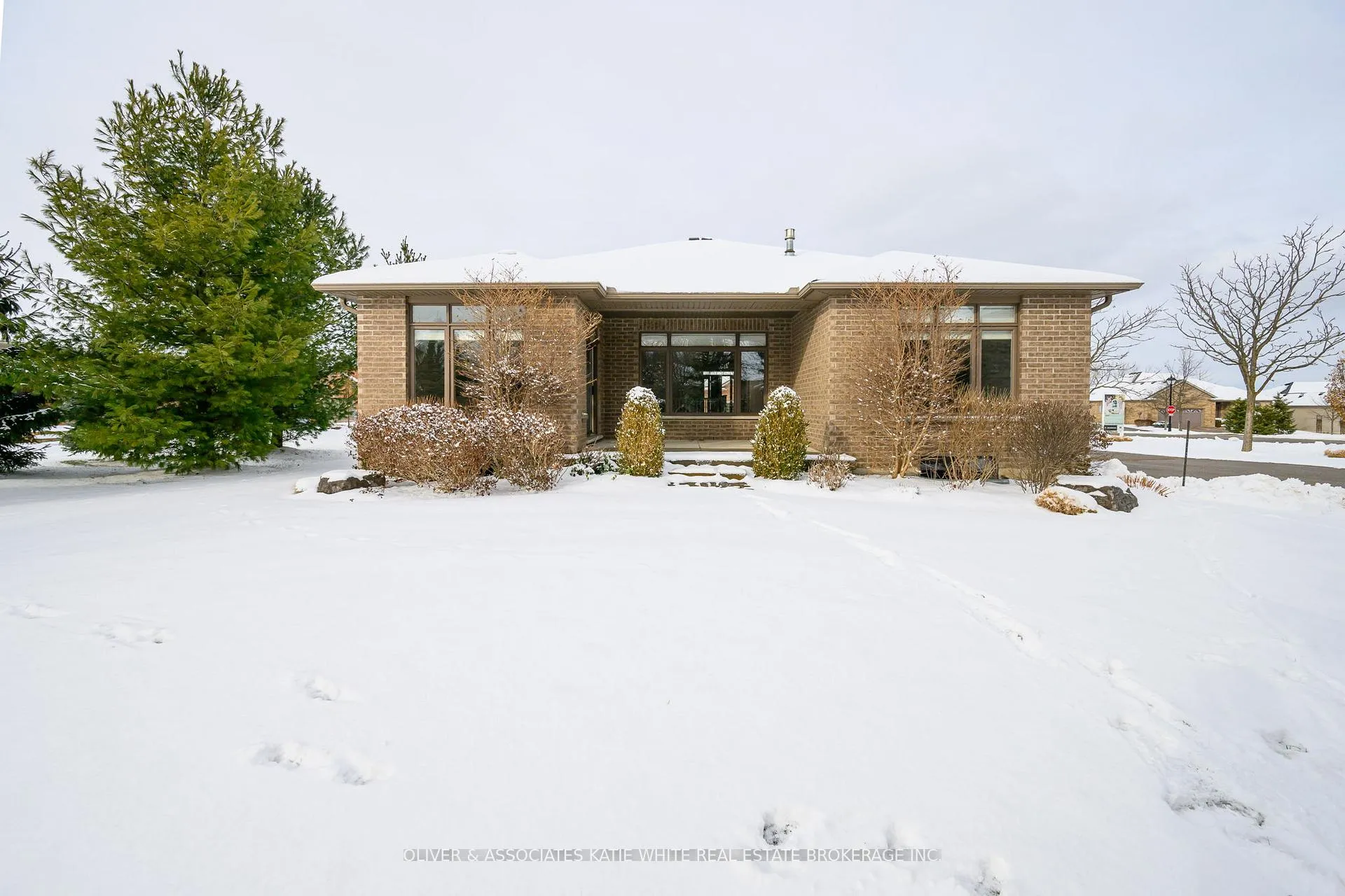 Photo 20 of 2205 Jack Nash Drive, London, South A — HOMEH