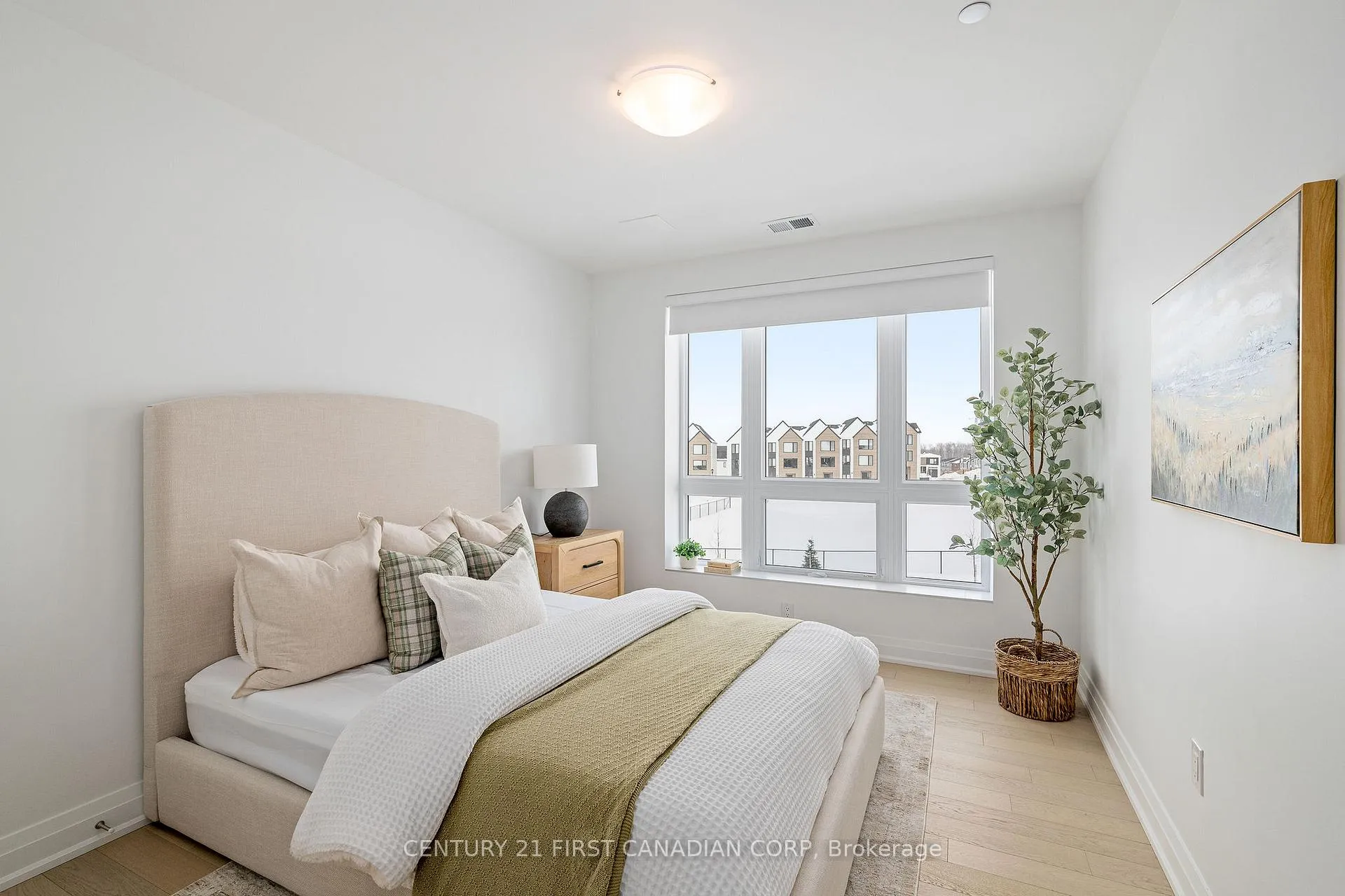 Photo 14 of Unit 302, 1560 Upper West Avenue, London, South B — HOMEH